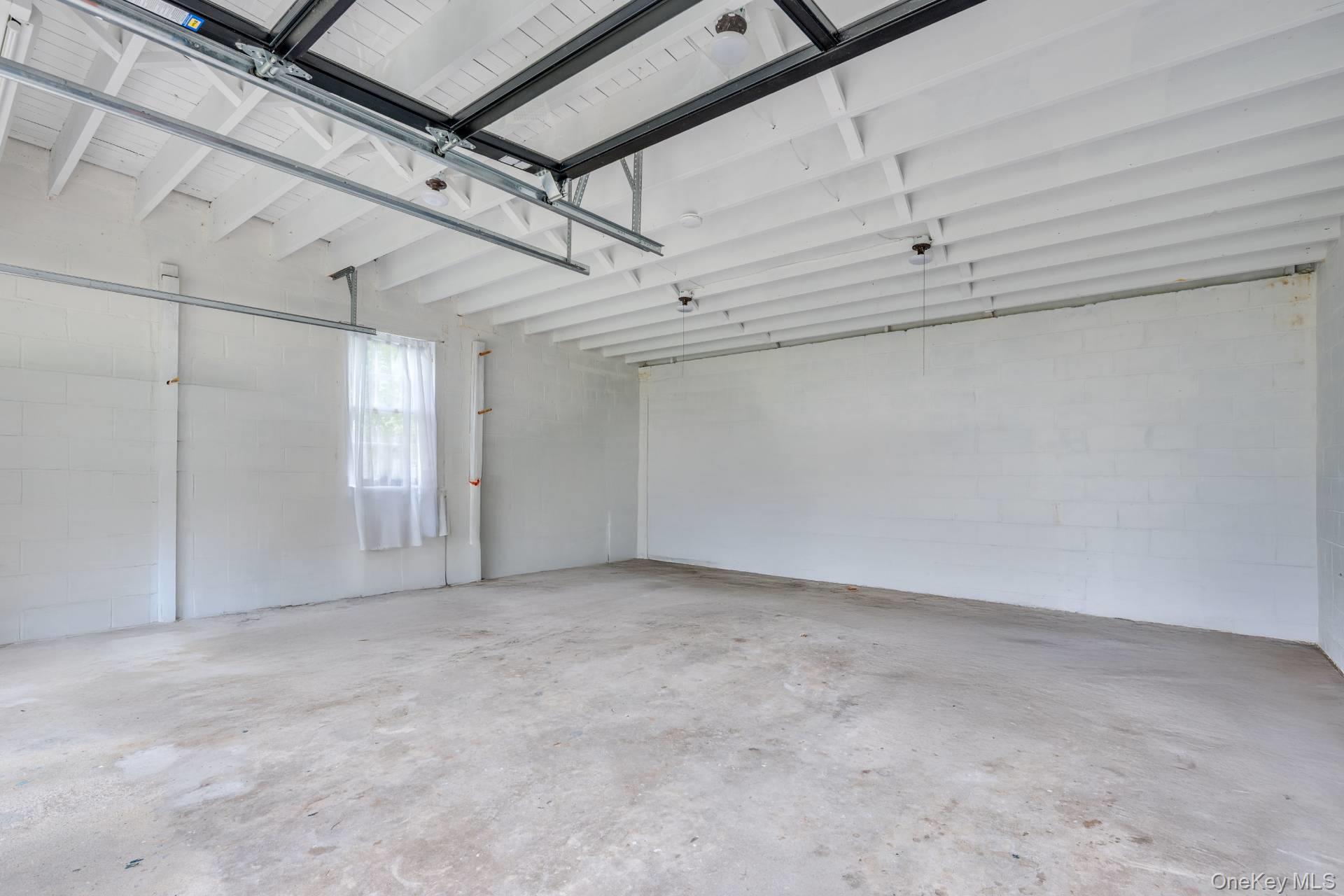 179 Elm Street, Southampton, NY 11968