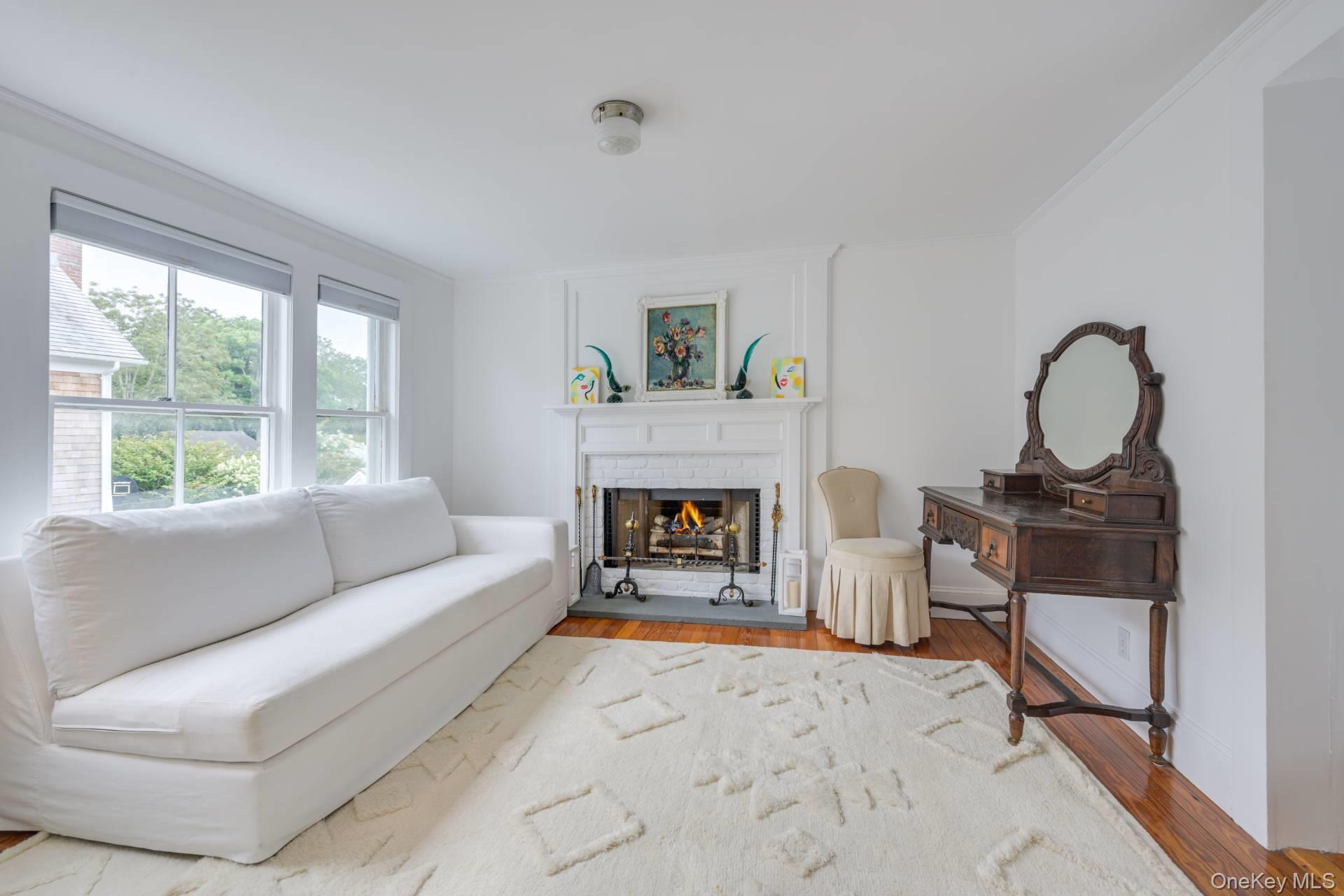 179 Elm Street, Southampton, NY 11968