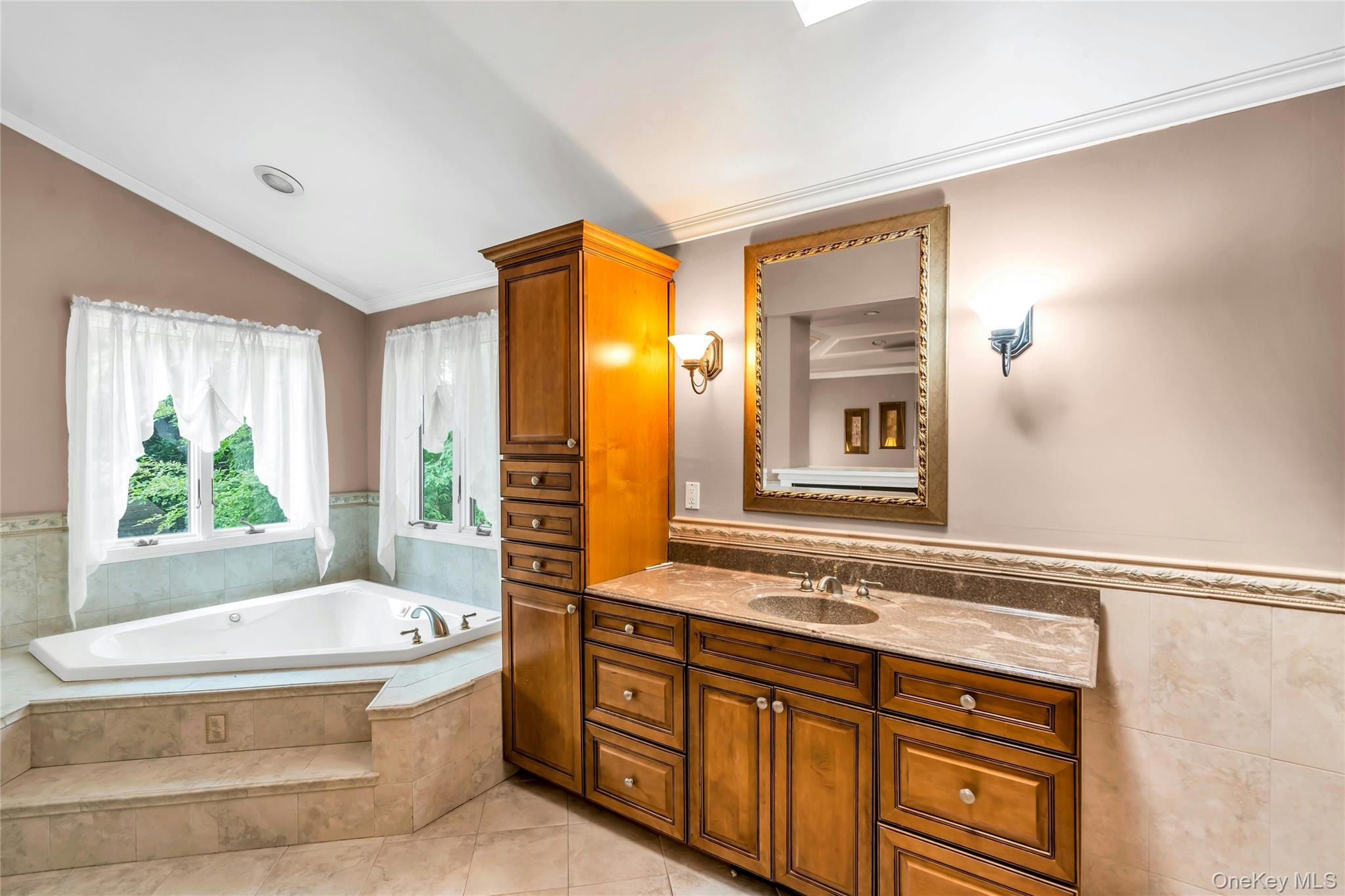 58 Rhoda Avenue, Smithtown, NY 11787