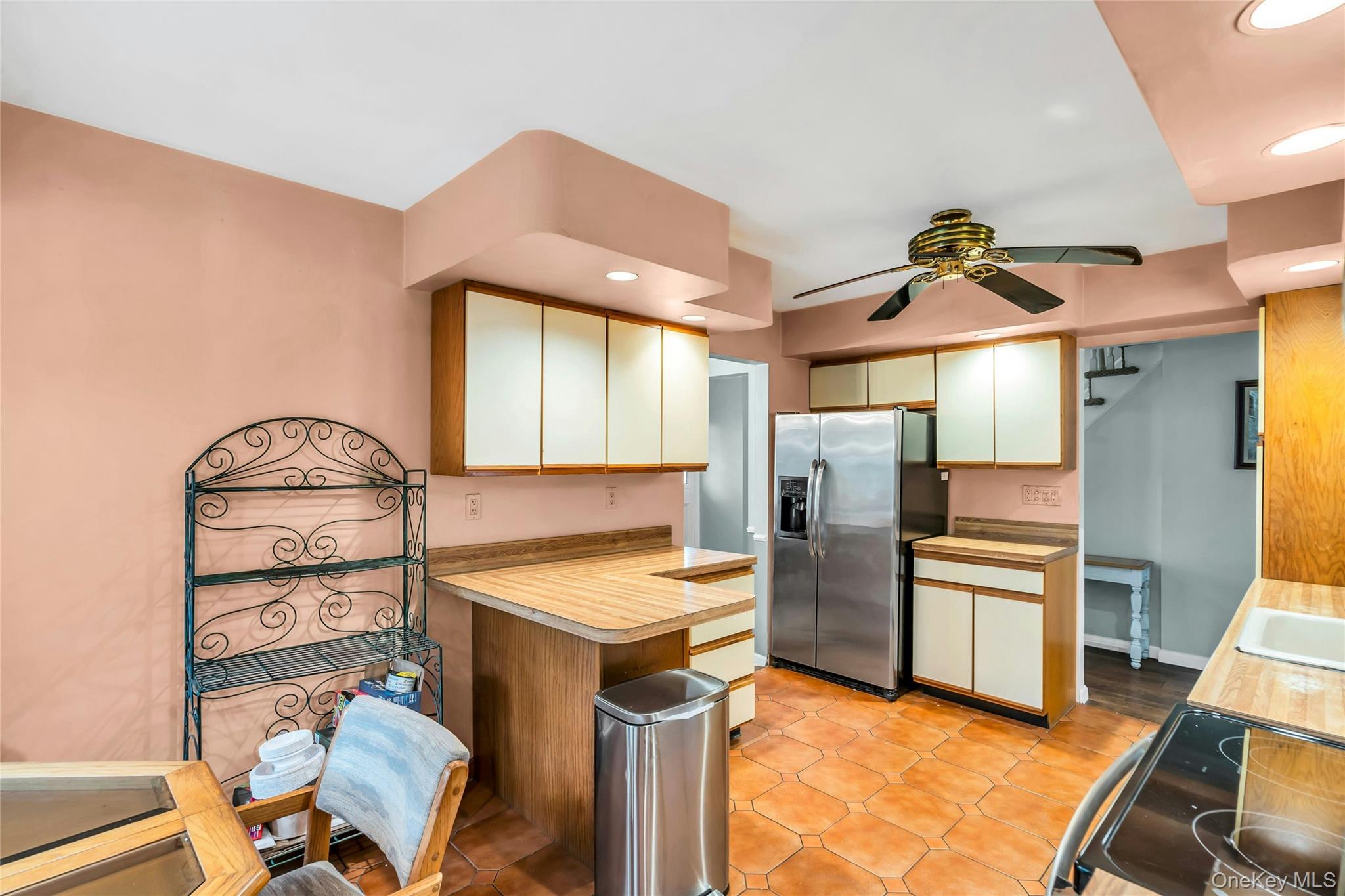 58 Rhoda Avenue, Smithtown, NY 11787