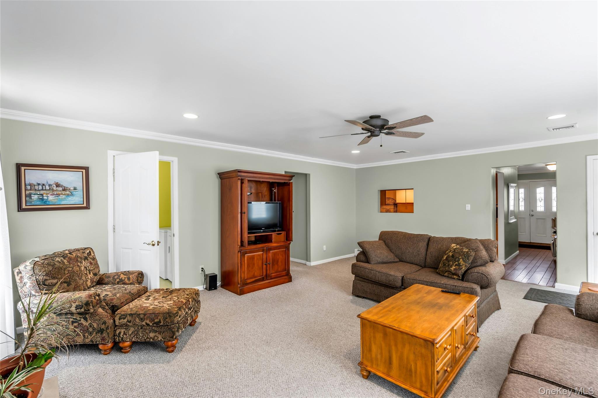 58 Rhoda Avenue, Smithtown, NY 11787