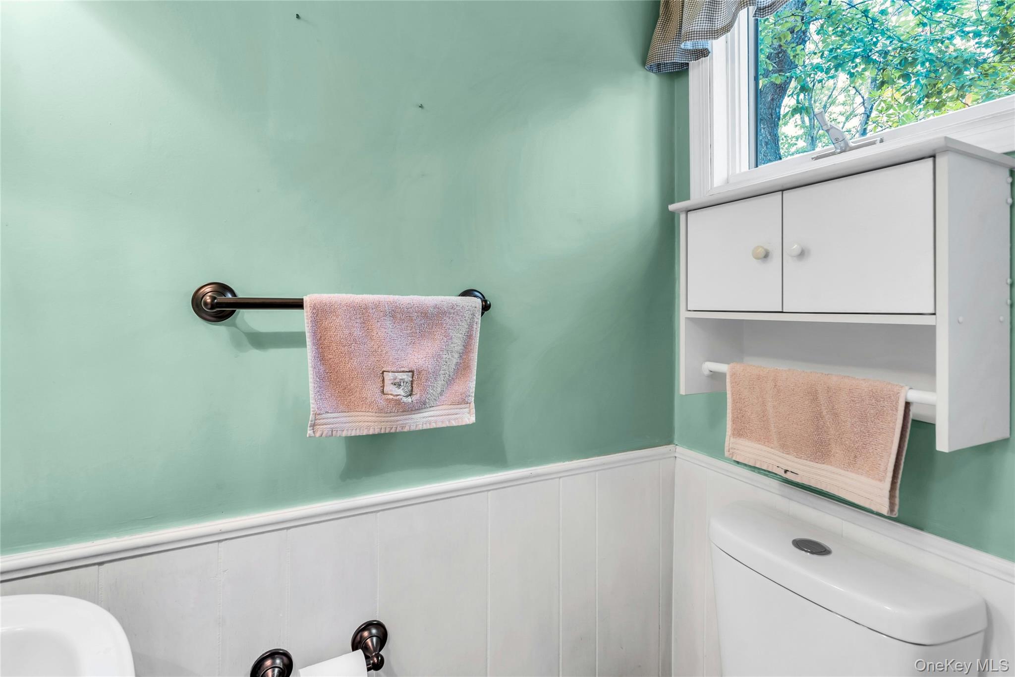 58 Rhoda Avenue, Smithtown, NY 11787