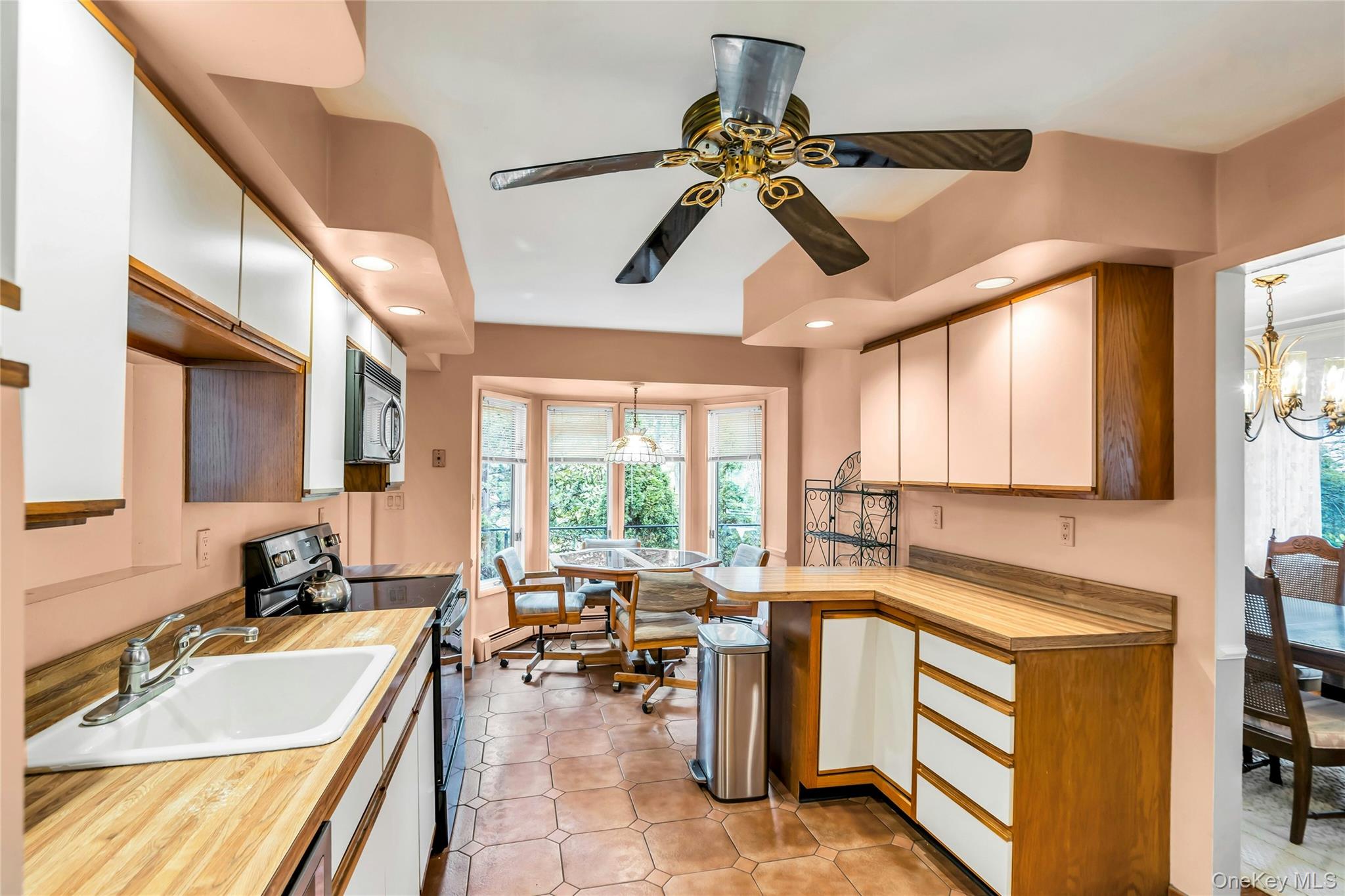 58 Rhoda Avenue, Smithtown, NY 11787