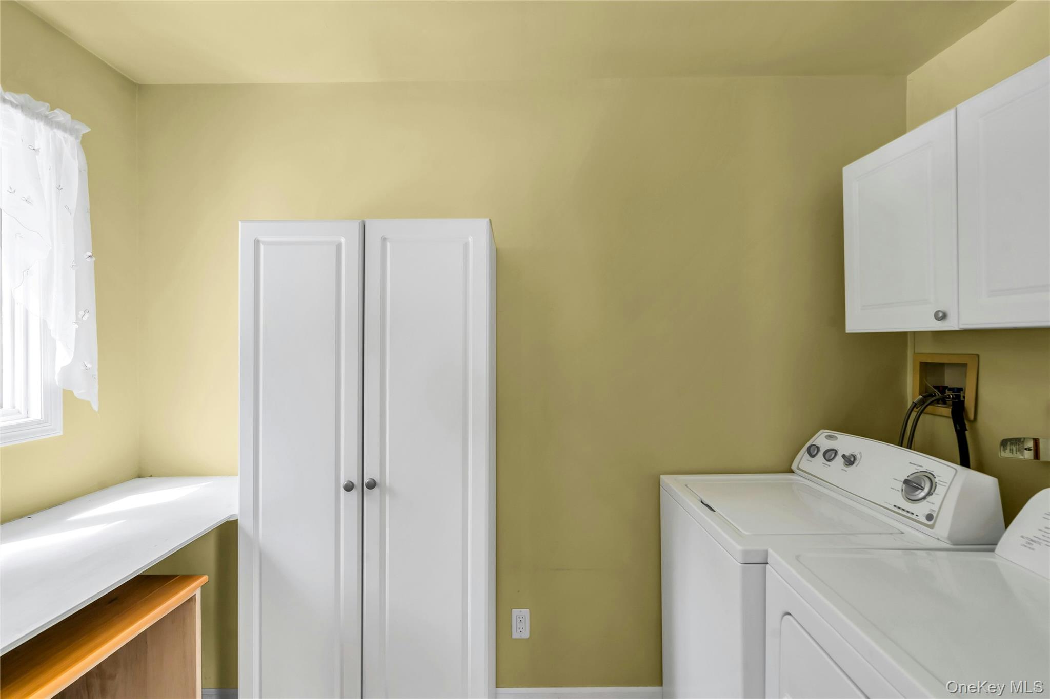 58 Rhoda Avenue, Smithtown, NY 11787