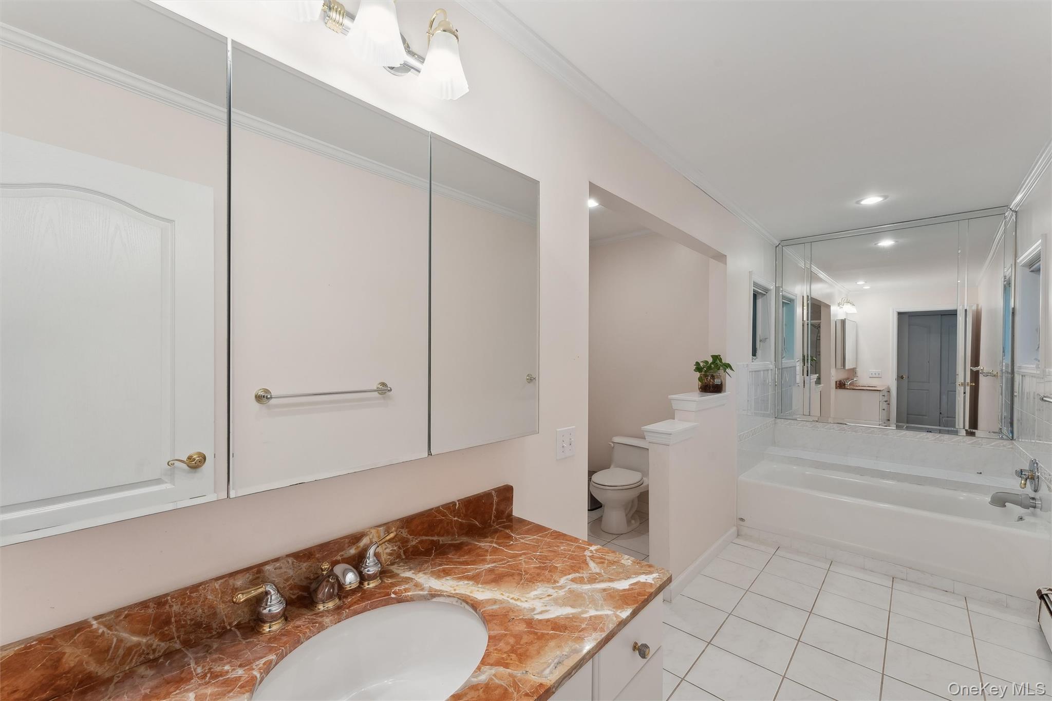 6 Wintergreen Lane, Westhampton, NY 11977