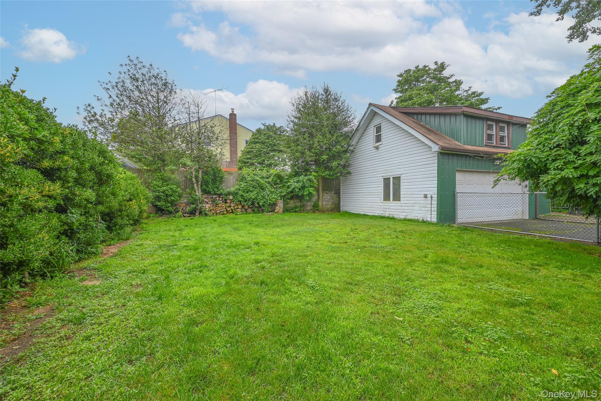 129 Guenther Avenue, Valley Stream, NY 11580