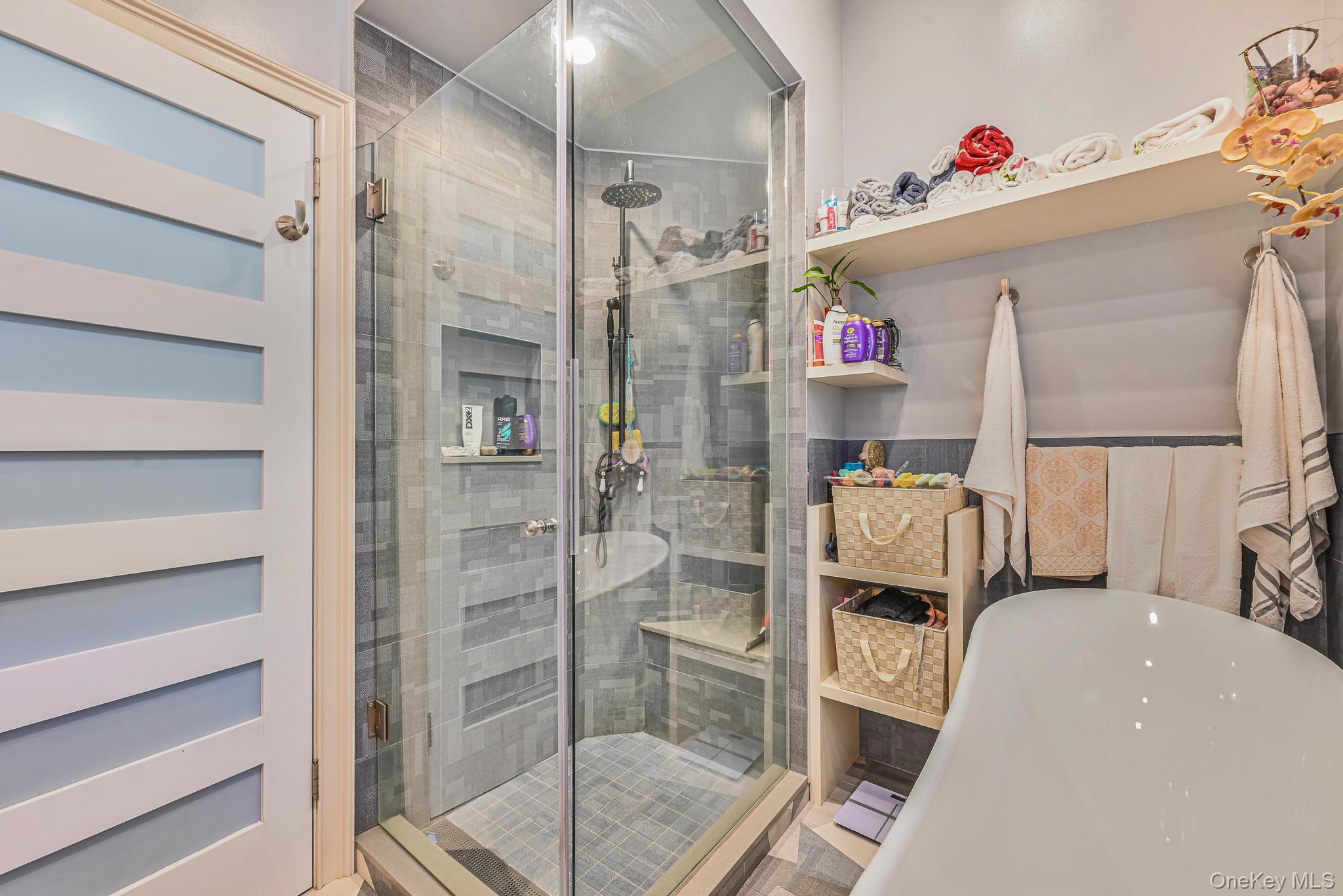 129 Guenther Avenue, Valley Stream, NY 11580