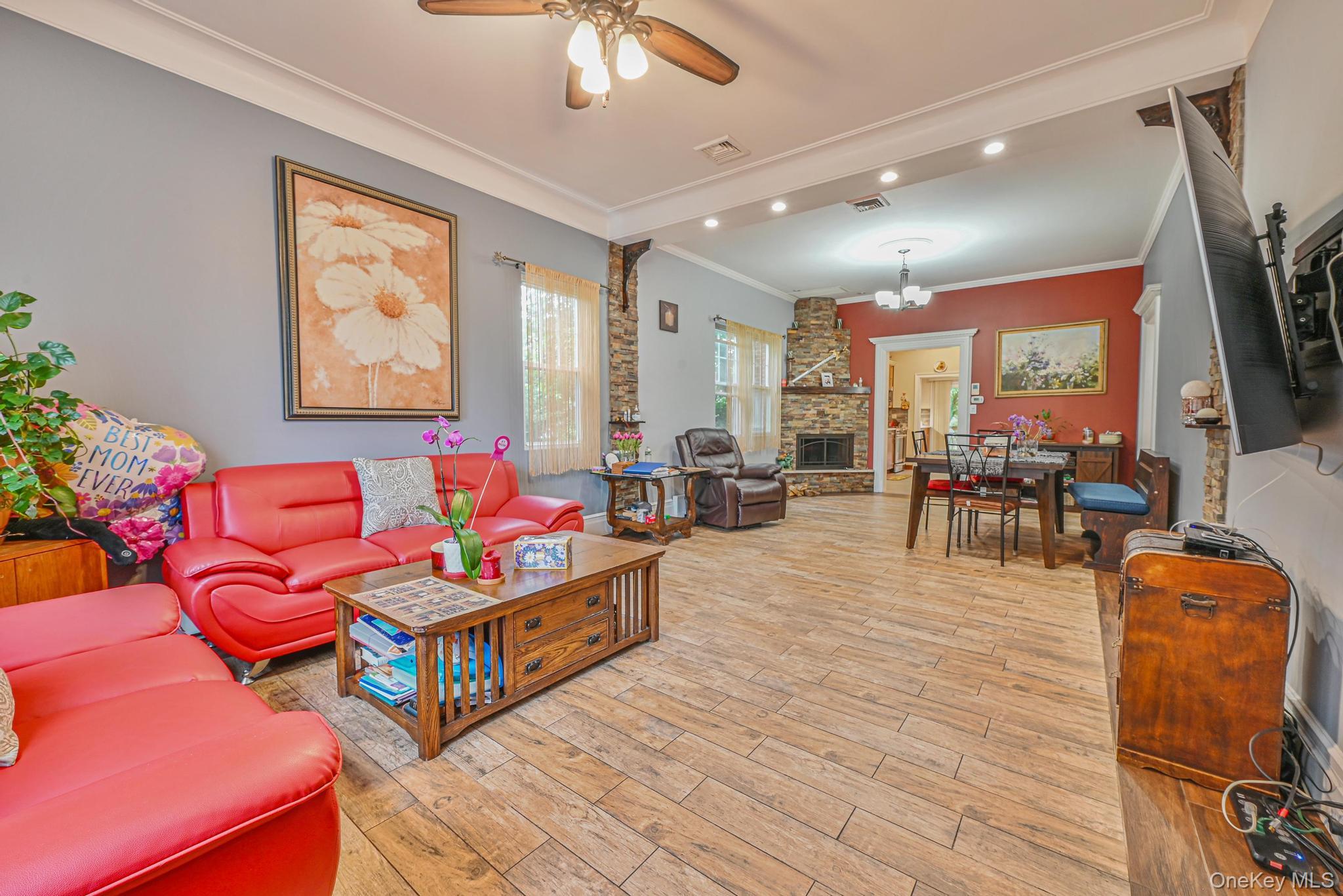 129 Guenther Avenue, Valley Stream, NY 11580