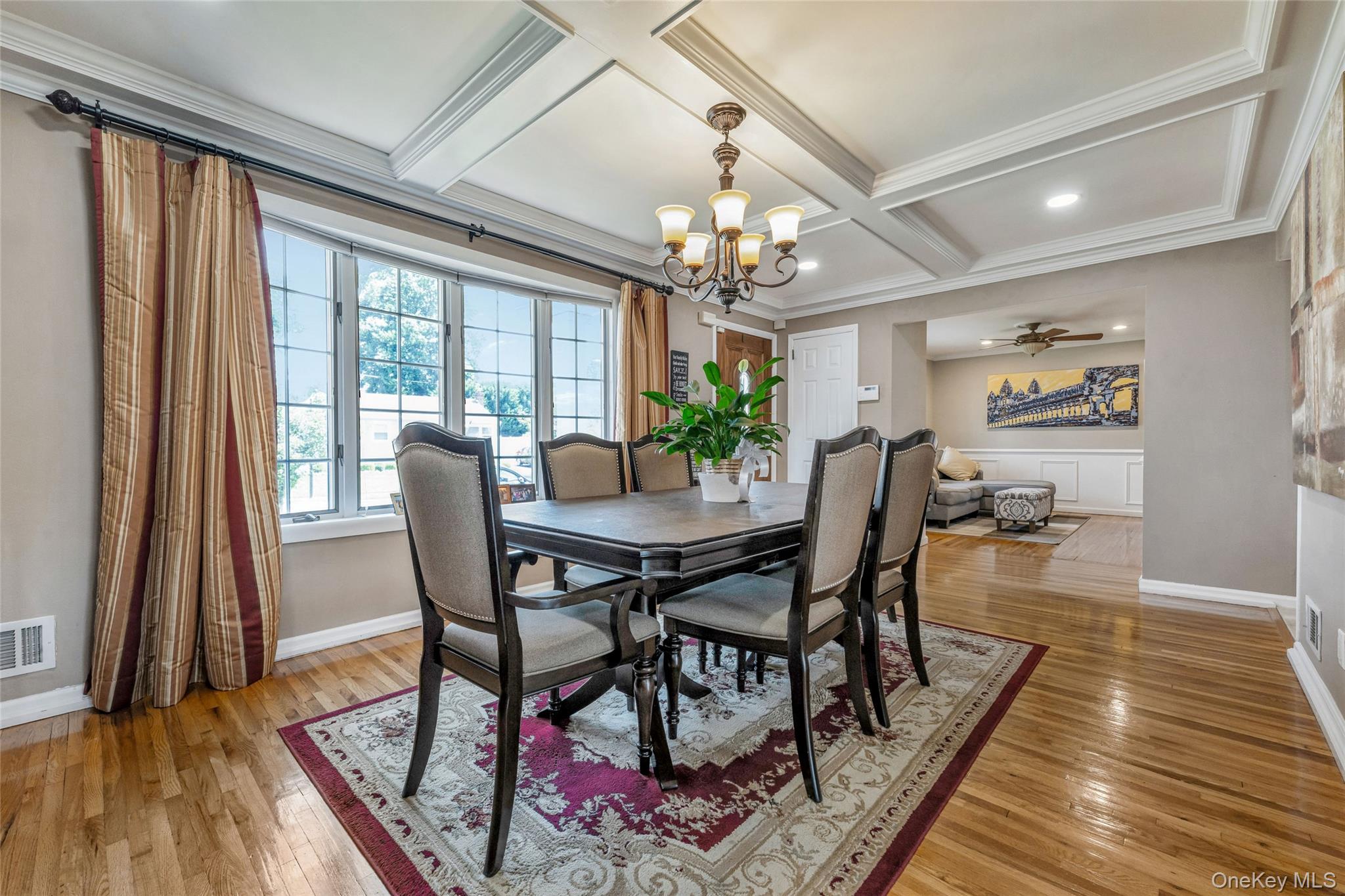 294 Swansdowne Drive, Seaford, NY 11783