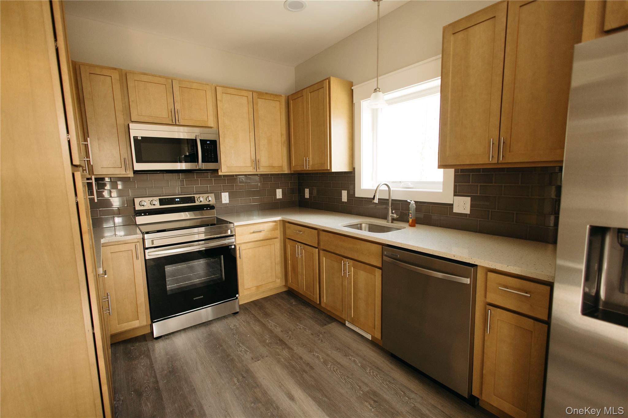 104 North Road, Highland, NY 12528