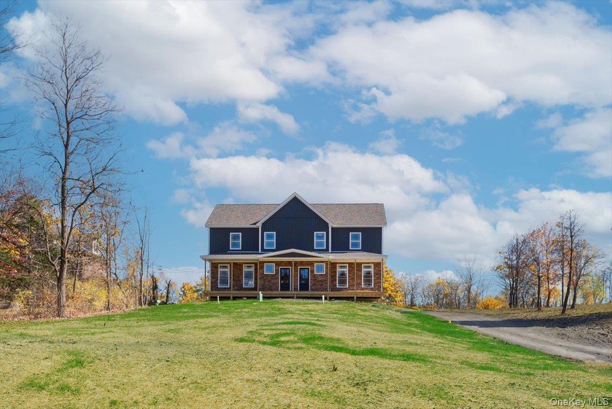 104 North Road, Highland, NY 12528