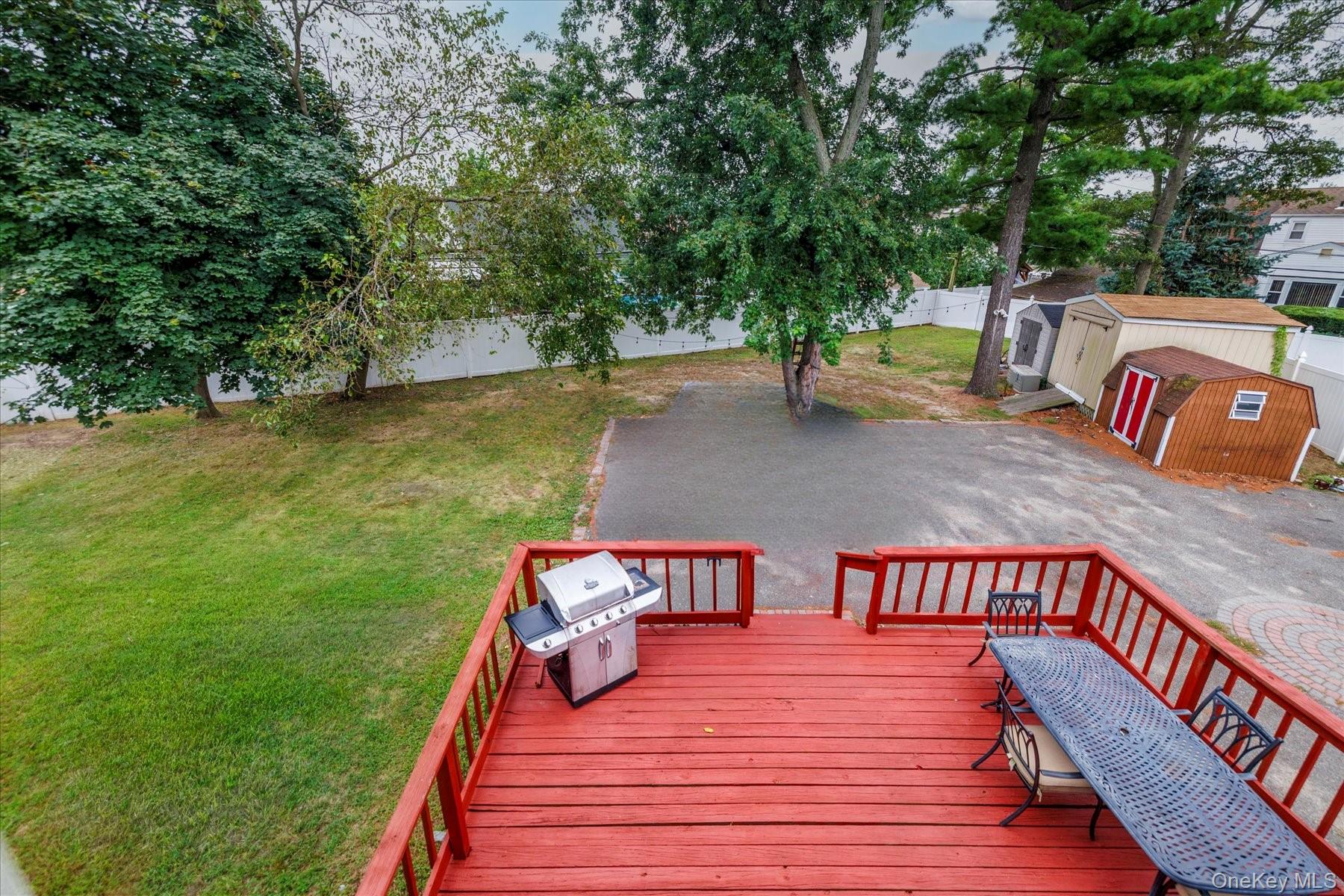 631 Lenore Lane, Elmont, NY 11003