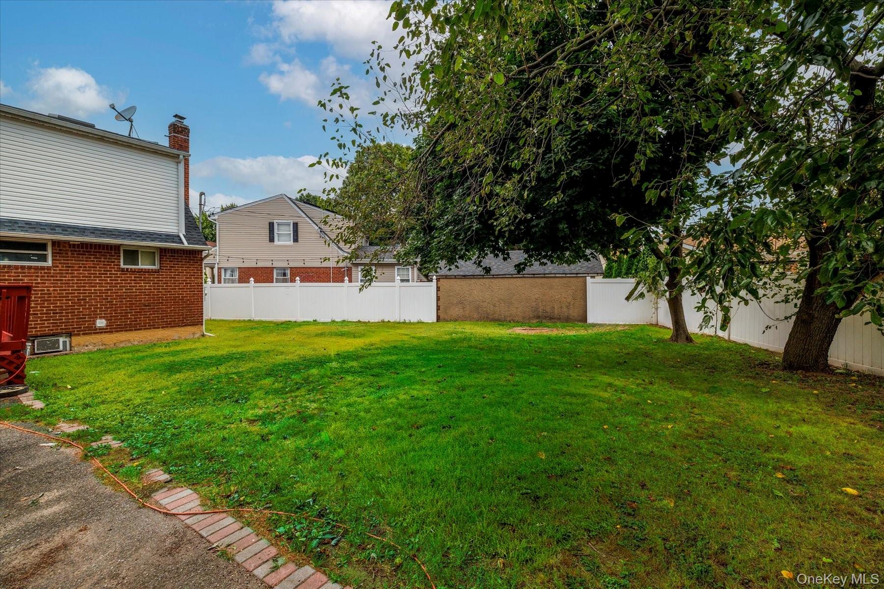 631 Lenore Lane, Elmont, NY 11003