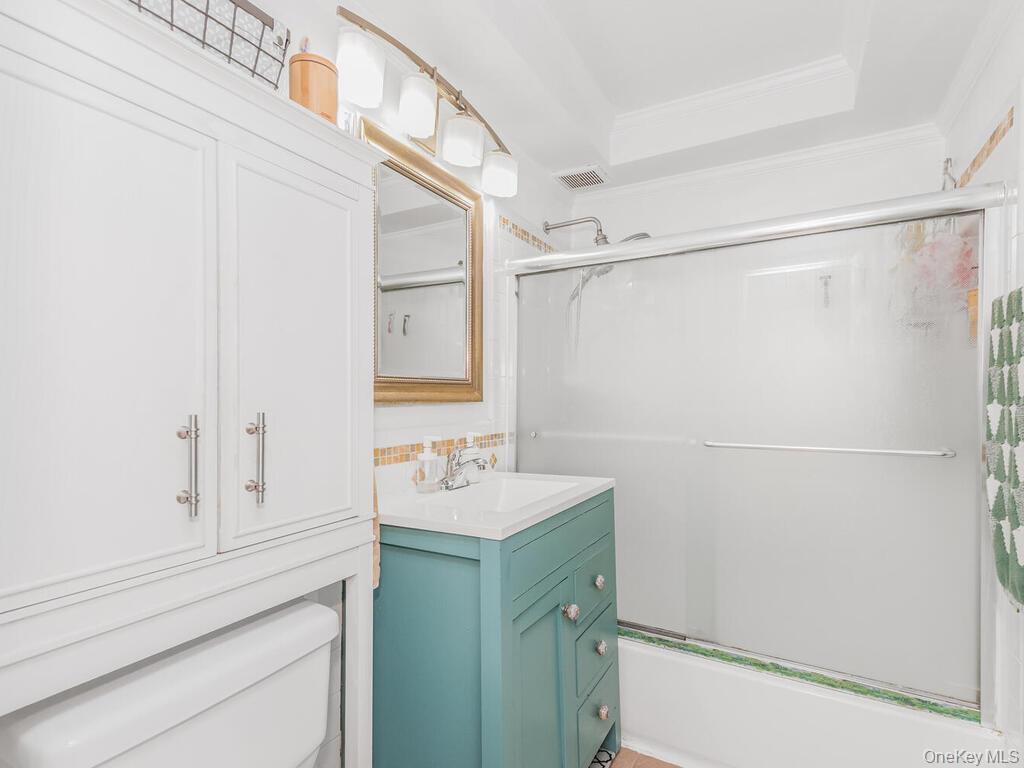 6535 Broadway # 2G, Bronx, NY 10471