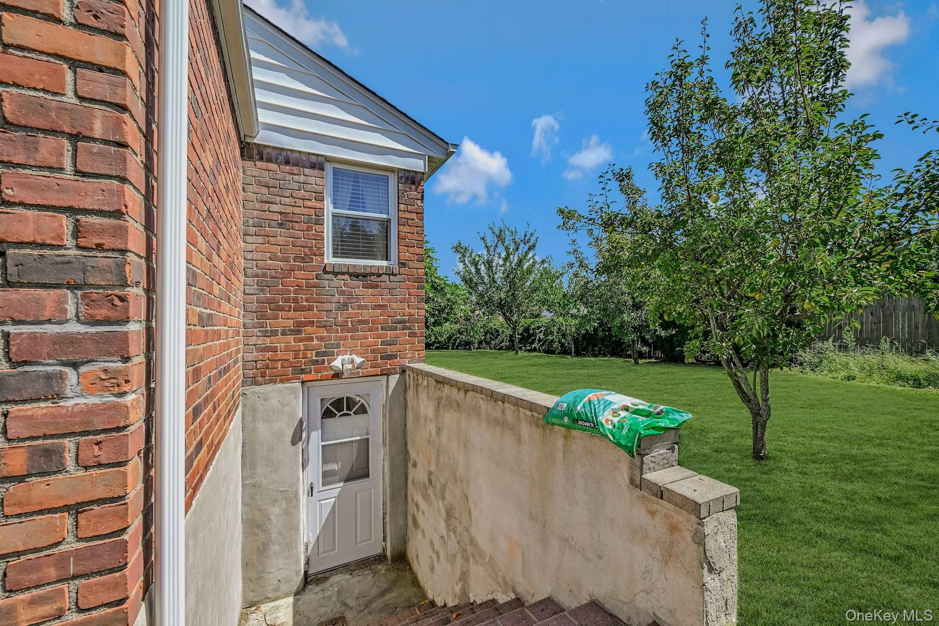 1270 Pulaski Road, East Northport, NY 11731