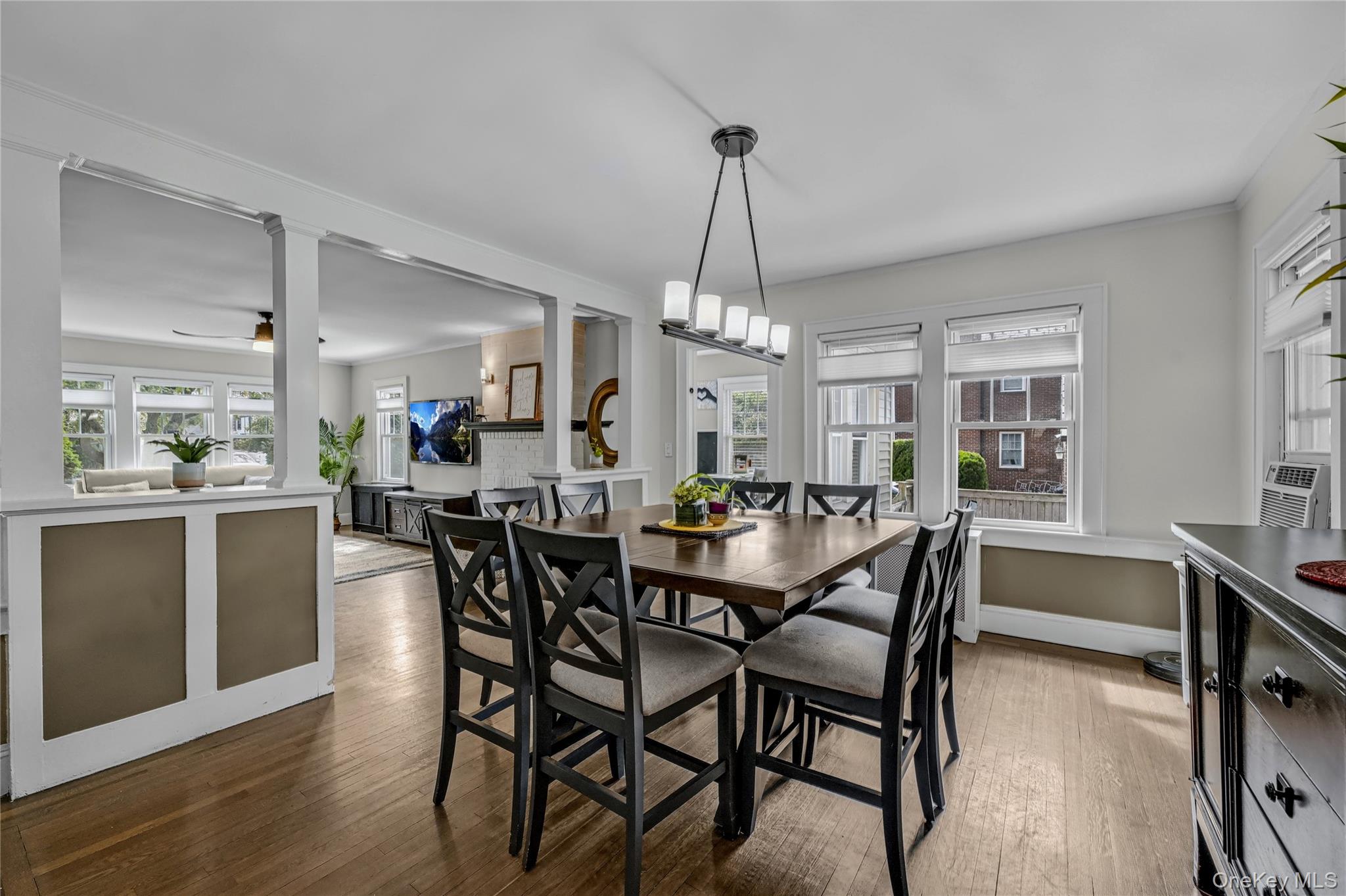 99 Rider Avenue, Malverne, NY 11565