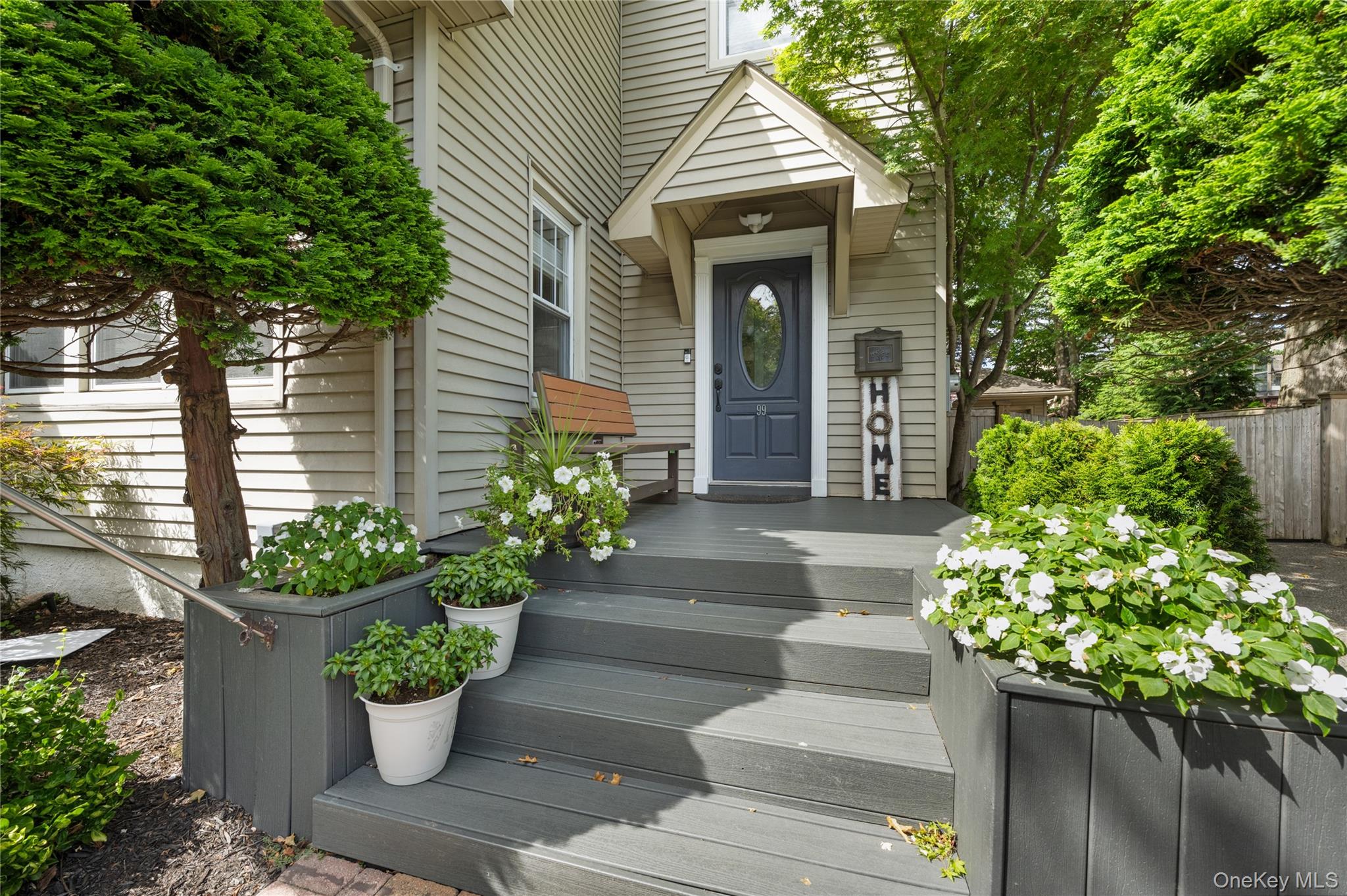 99 Rider Avenue, Malverne, NY 11565