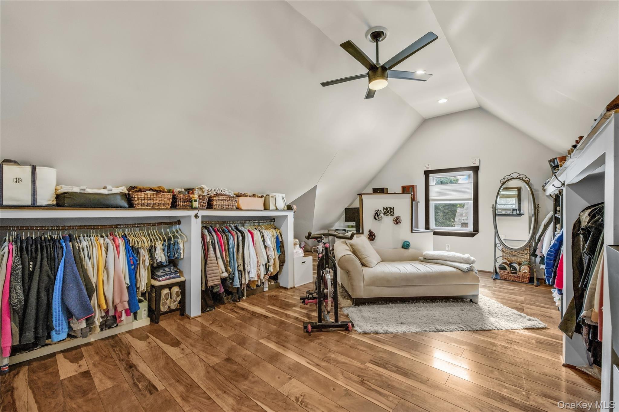 99 Rider Avenue, Malverne, NY 11565