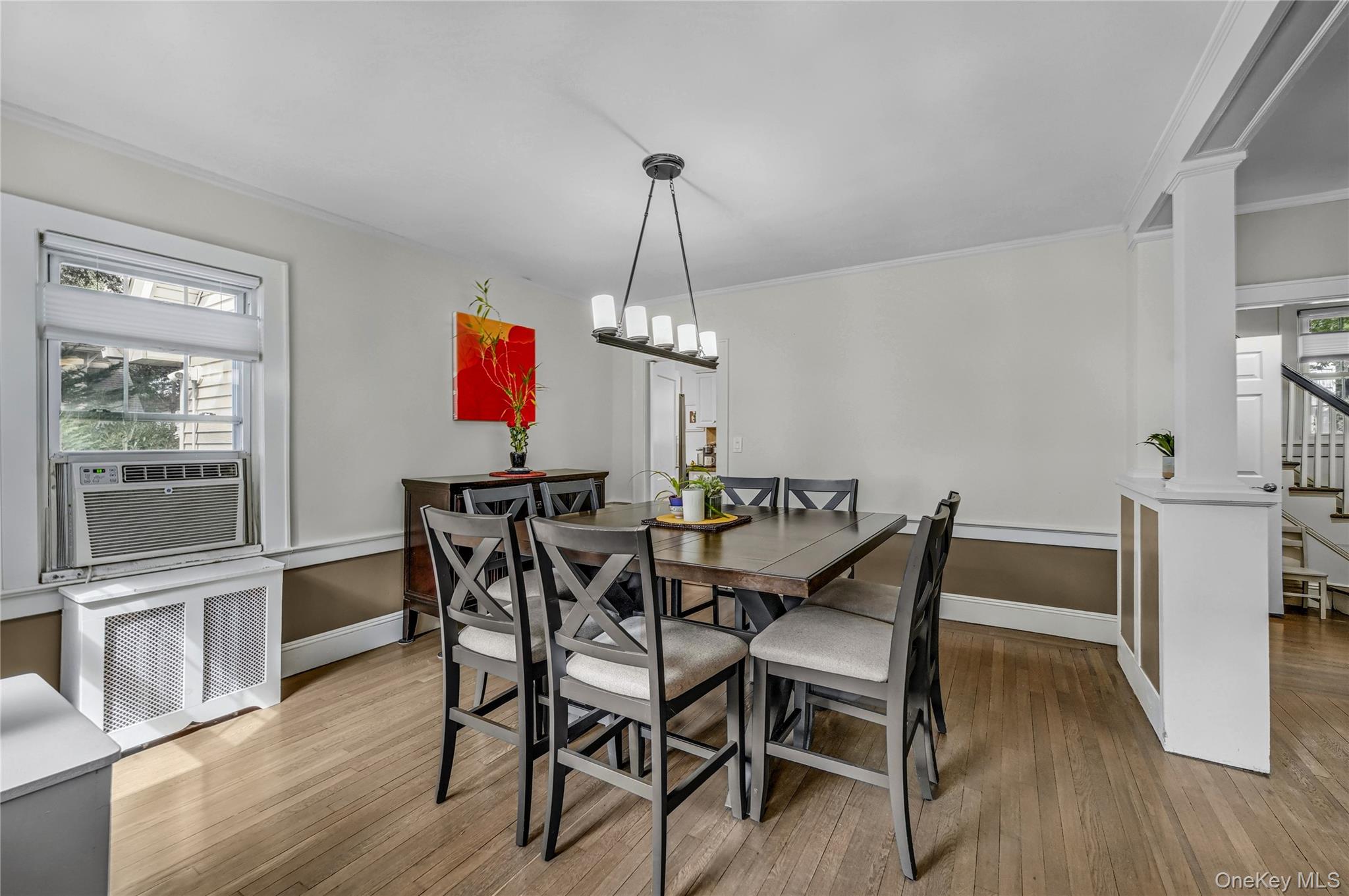 99 Rider Avenue, Malverne, NY 11565