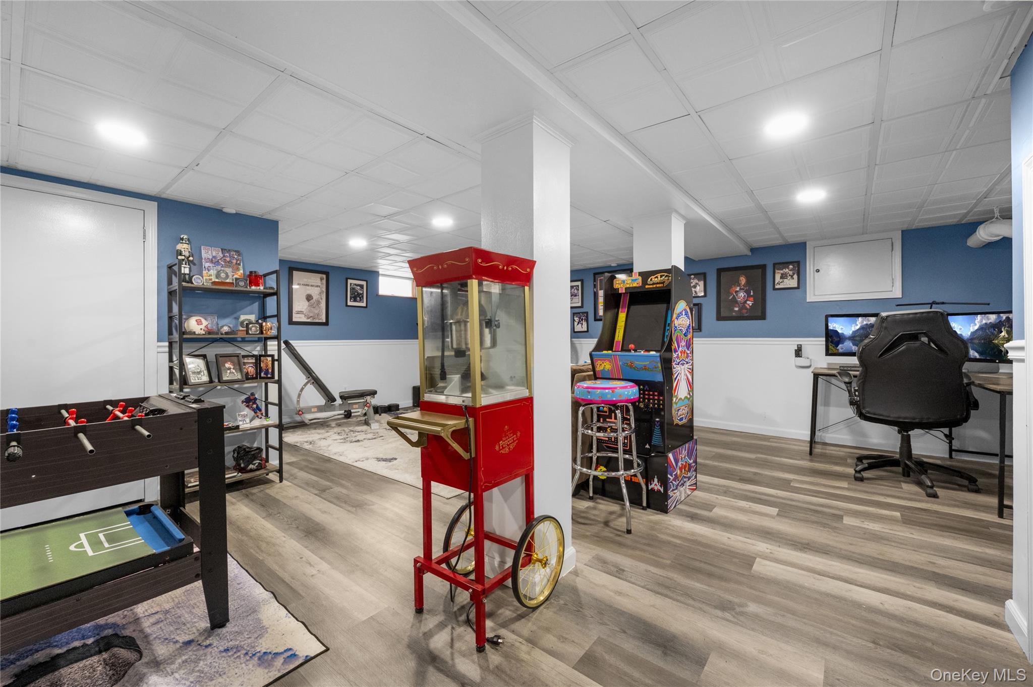 99 Rider Avenue, Malverne, NY 11565