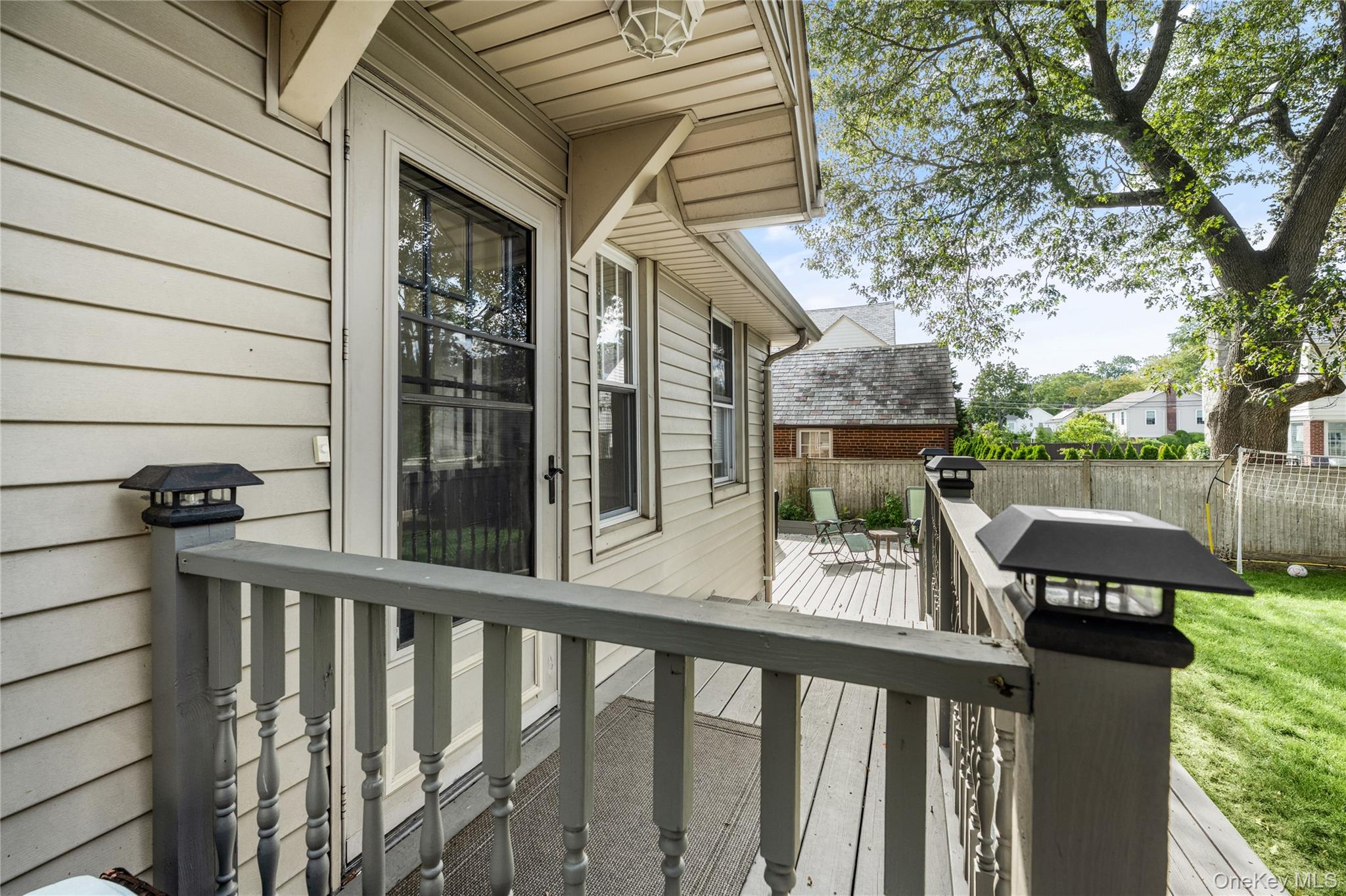 99 Rider Avenue, Malverne, NY 11565