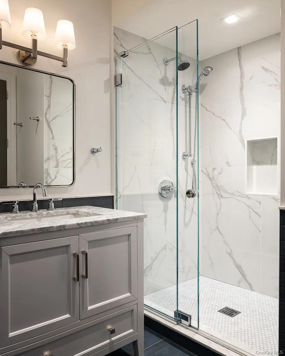 27 Howard Street, Sag Harbor, NY 11963