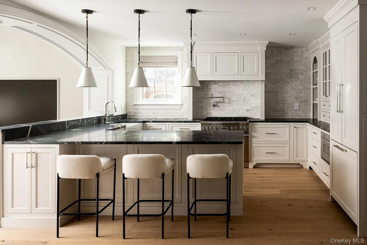 27 Howard Street, Sag Harbor, NY 11963