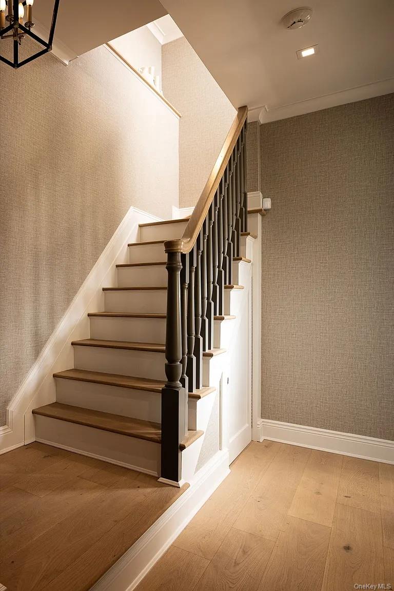 27 Howard Street, Sag Harbor, NY 11963