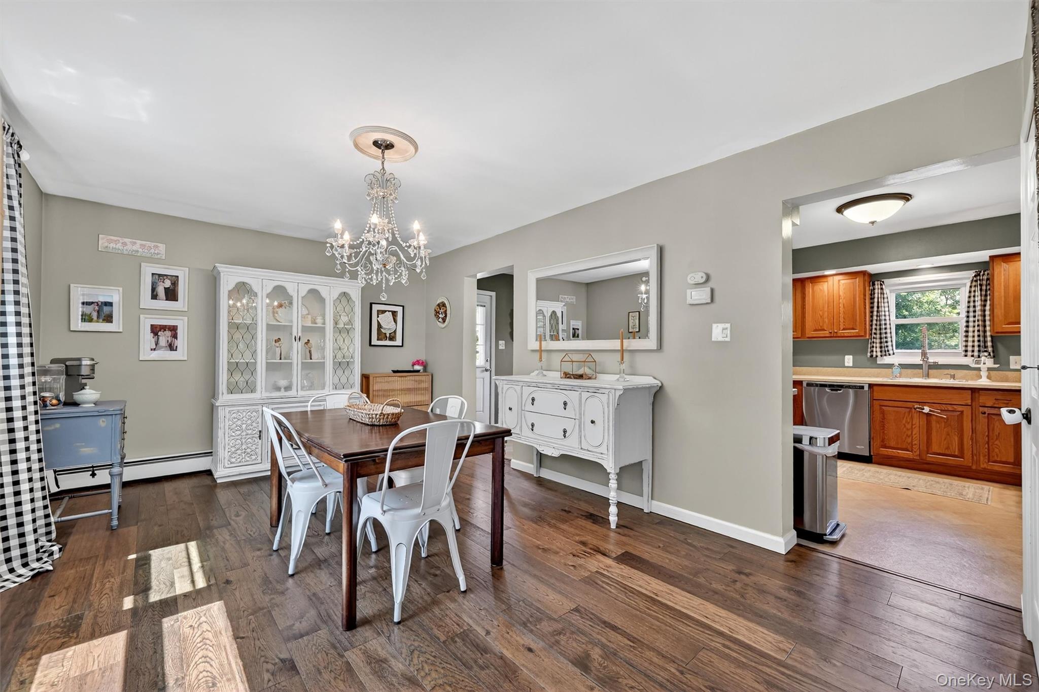 82 Hillside Drive, Marlboro, NY 12542