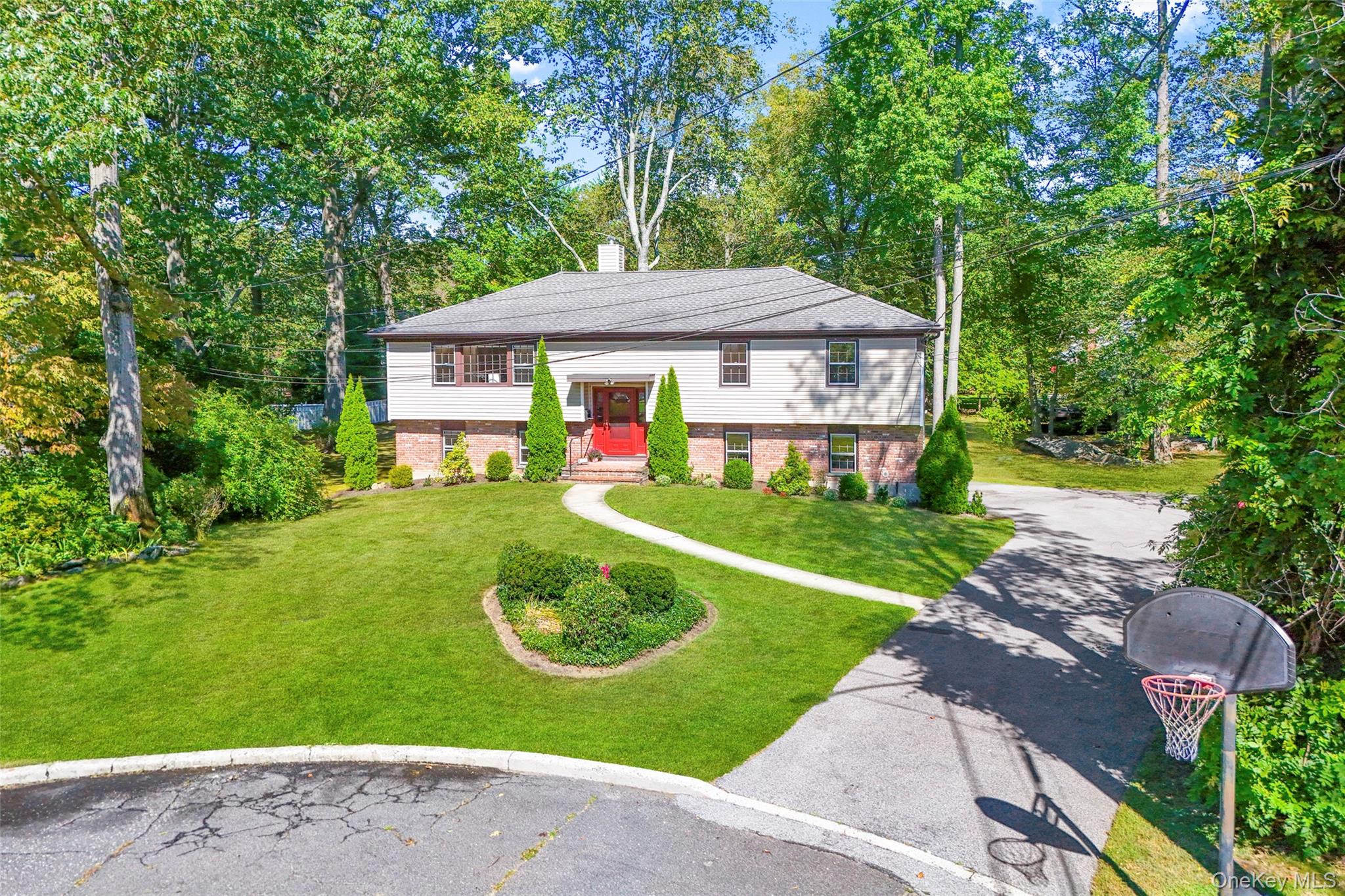 150 Maywood Road, New Rochelle, NY 10804