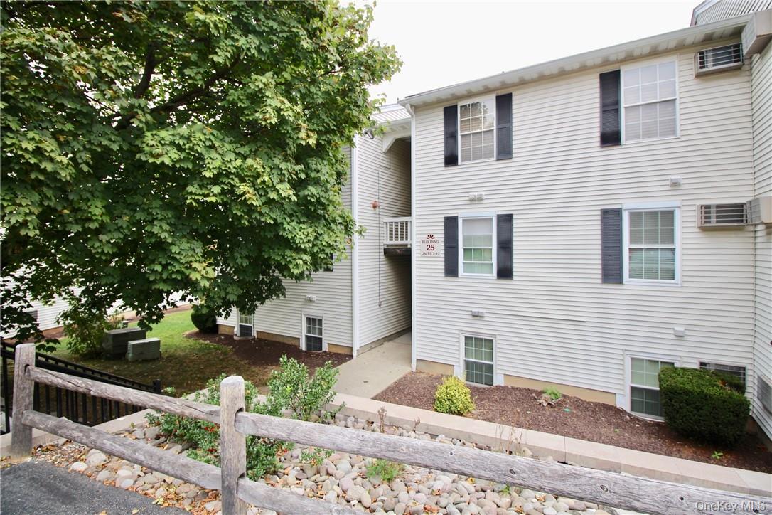 25 Lexington Hill # 10, Harriman, NY 10926