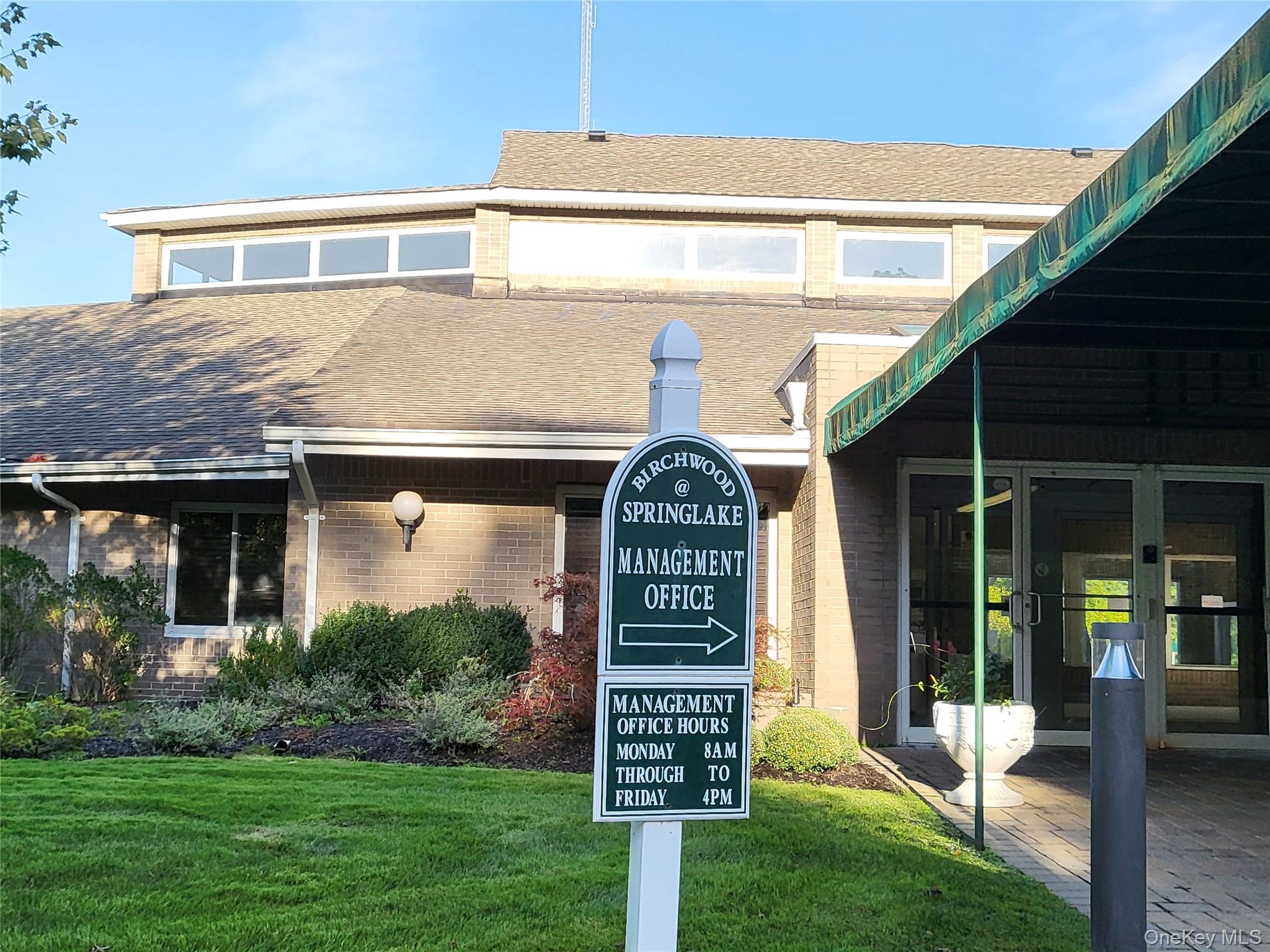 48 Kate Circle, Middle Island, NY 11953