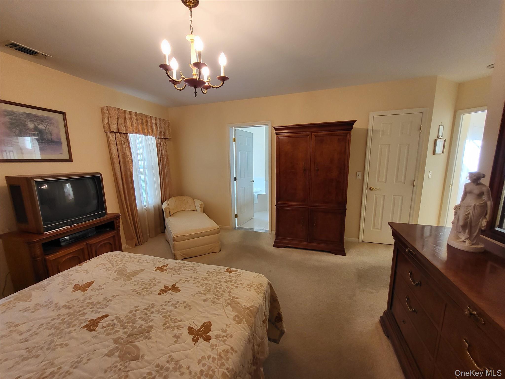 48 Kate Circle, Middle Island, NY 11953