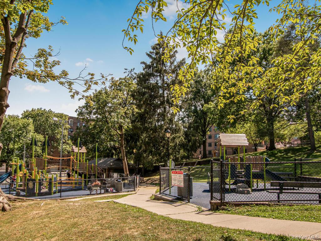 10 Lake Street # 2F, White Plains, NY 10603