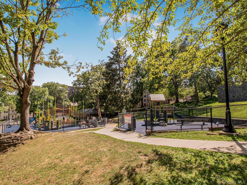 10 Lake Street # 2F, White Plains, NY 10603