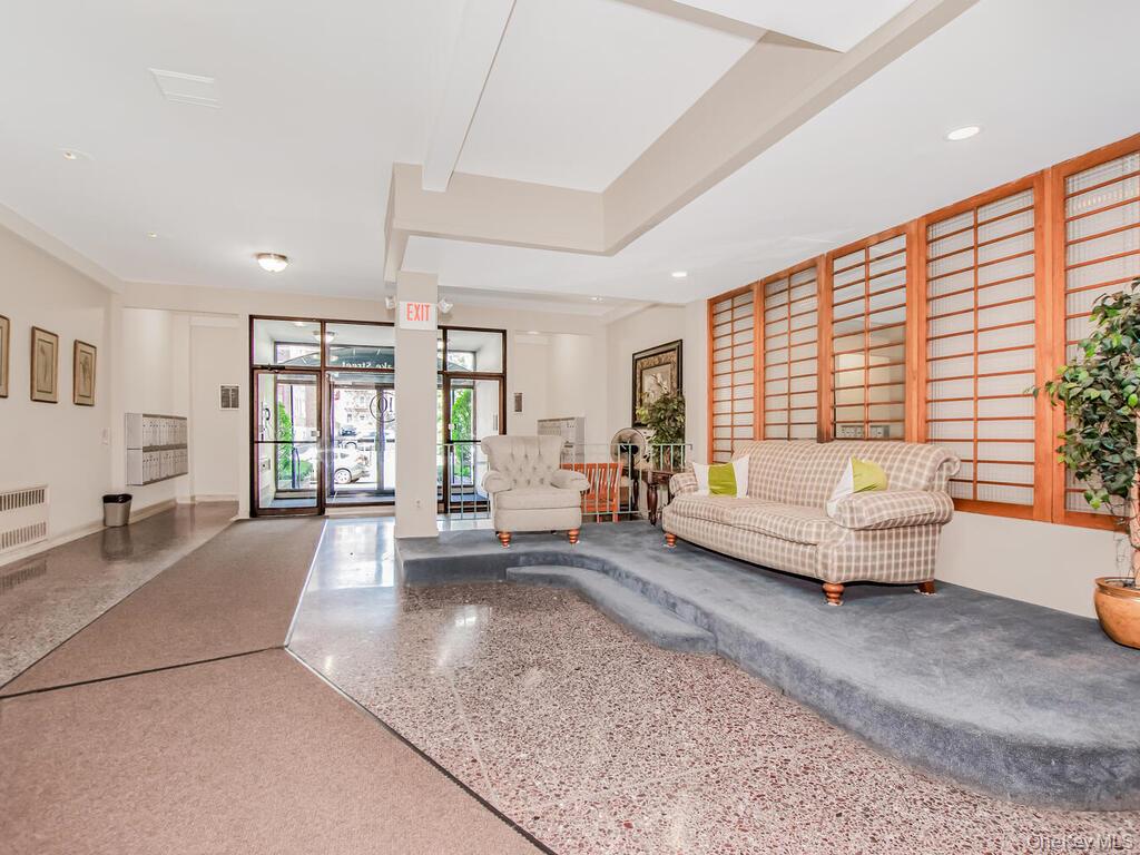 10 Lake Street # 2F, White Plains, NY 10603