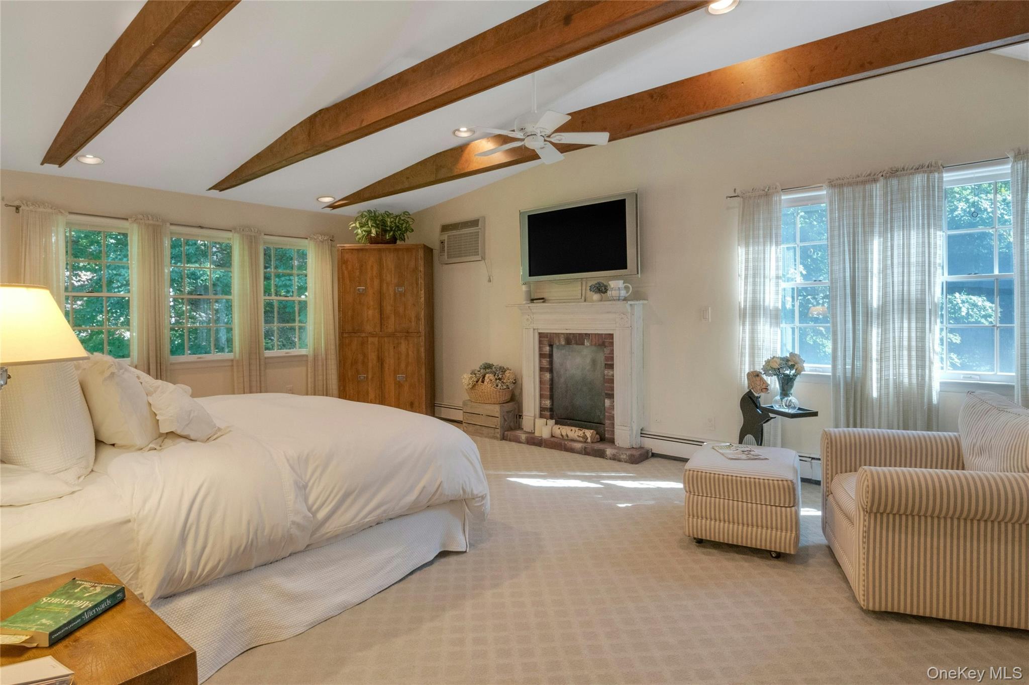 20 Pamela Place, Millwood, NY 10546