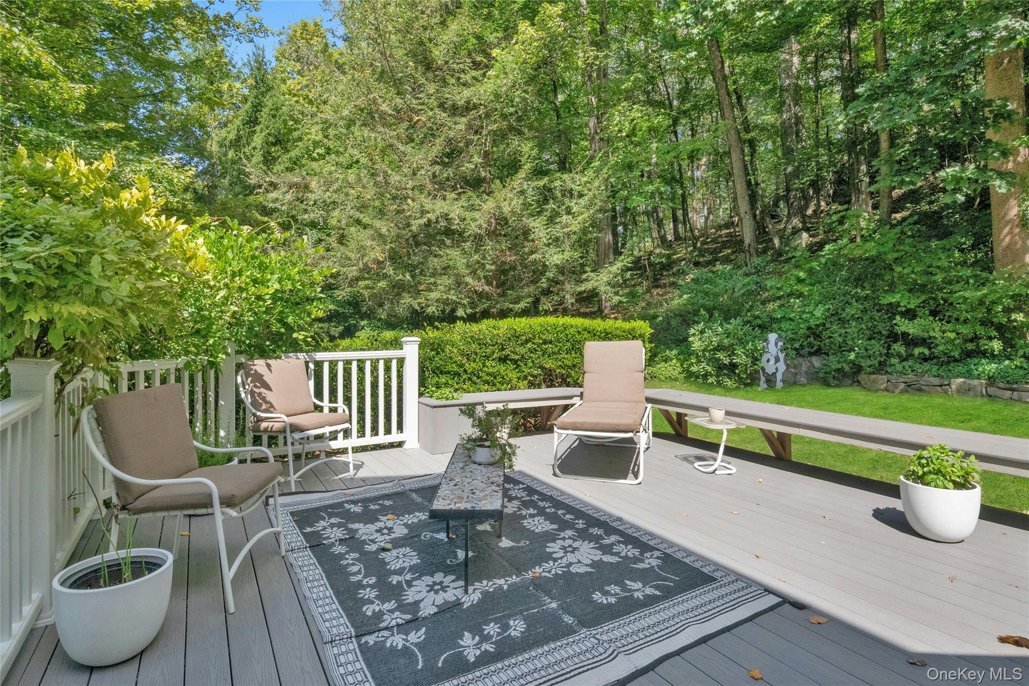 20 Pamela Place, Millwood, NY 10546