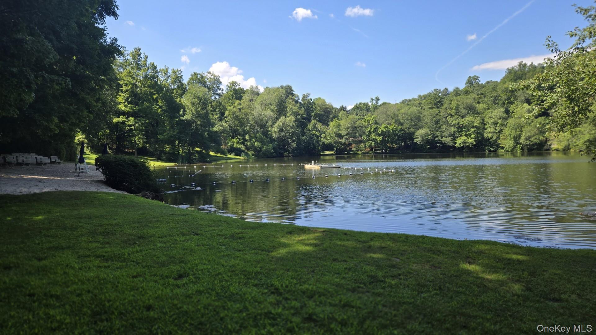 20 Pamela Place, Millwood, NY 10546