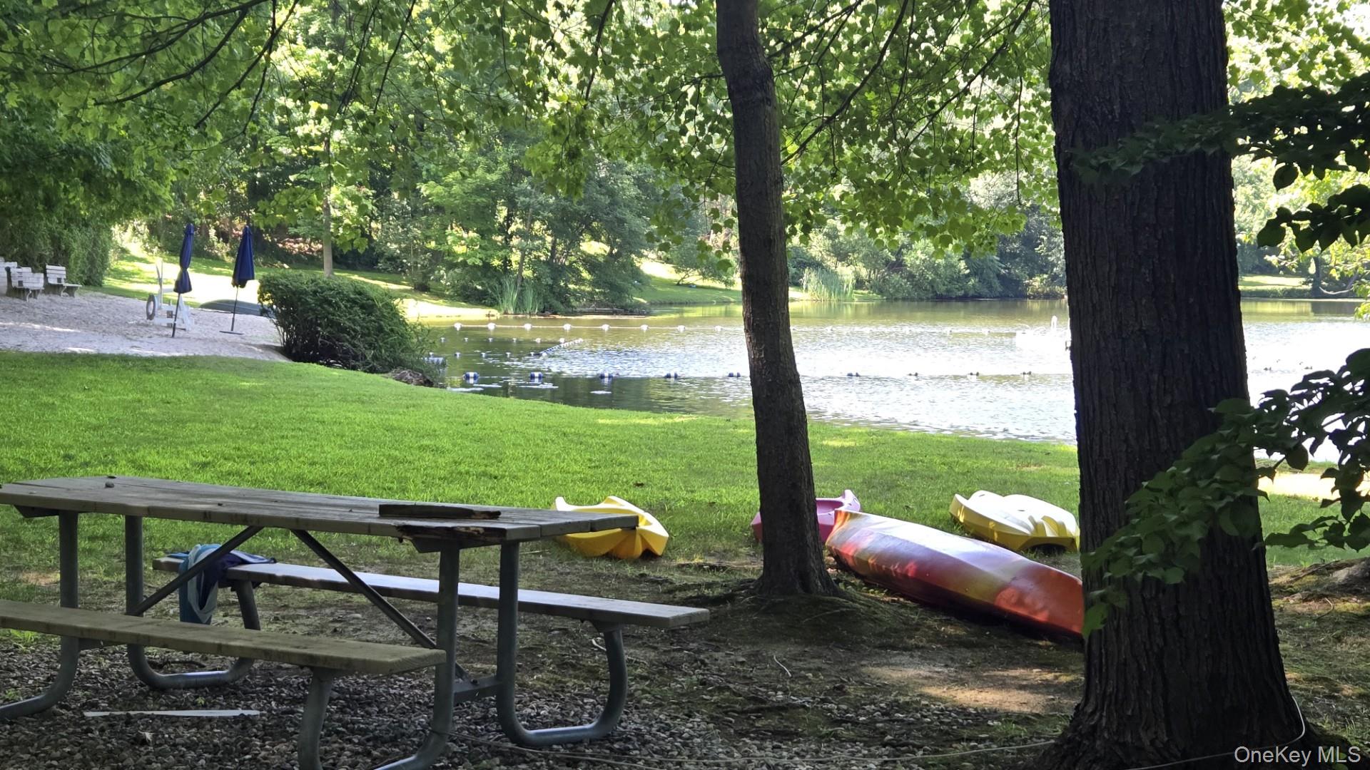 20 Pamela Place, Millwood, NY 10546