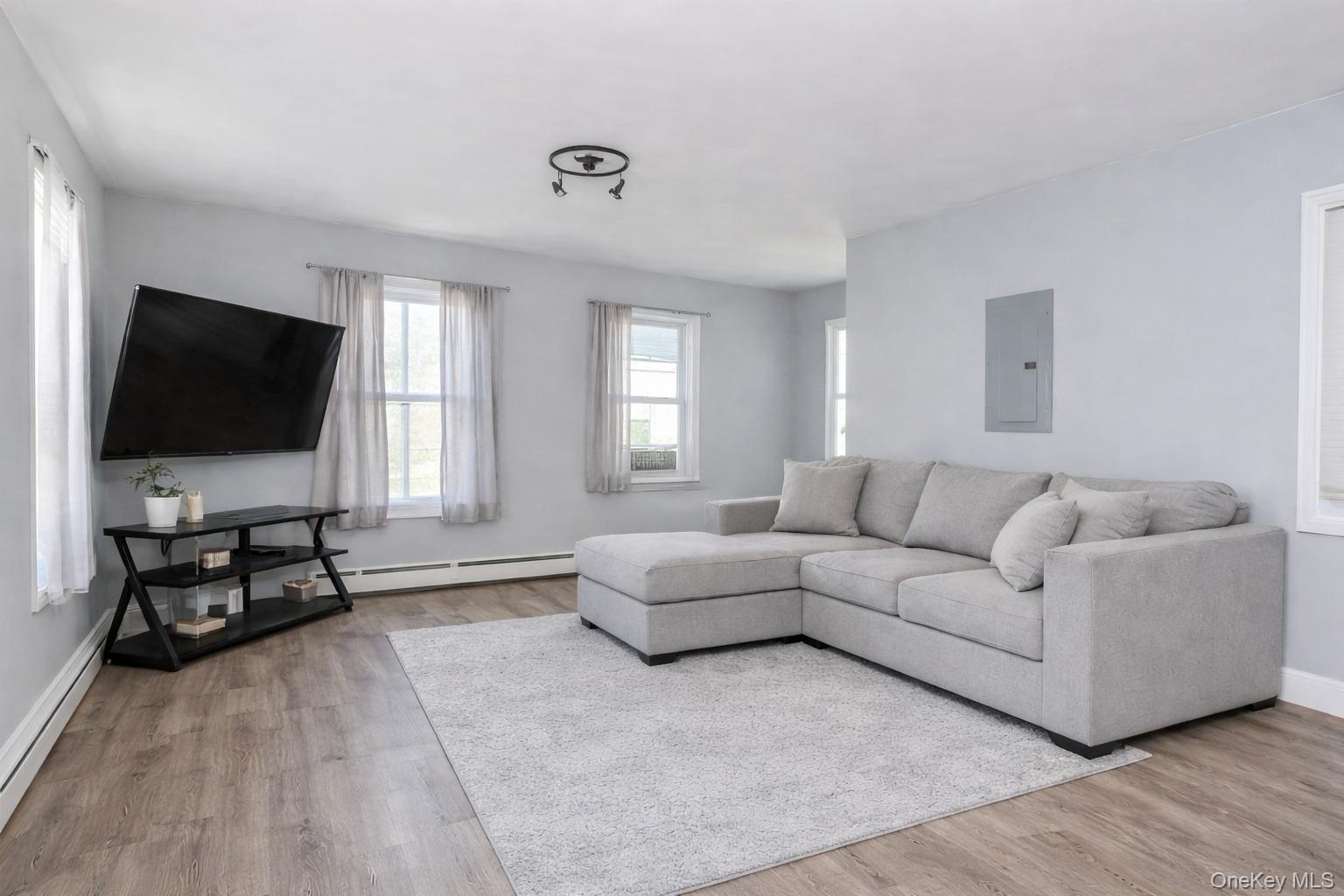 2748 W Main Street, Poughkeepsie, NY 12590