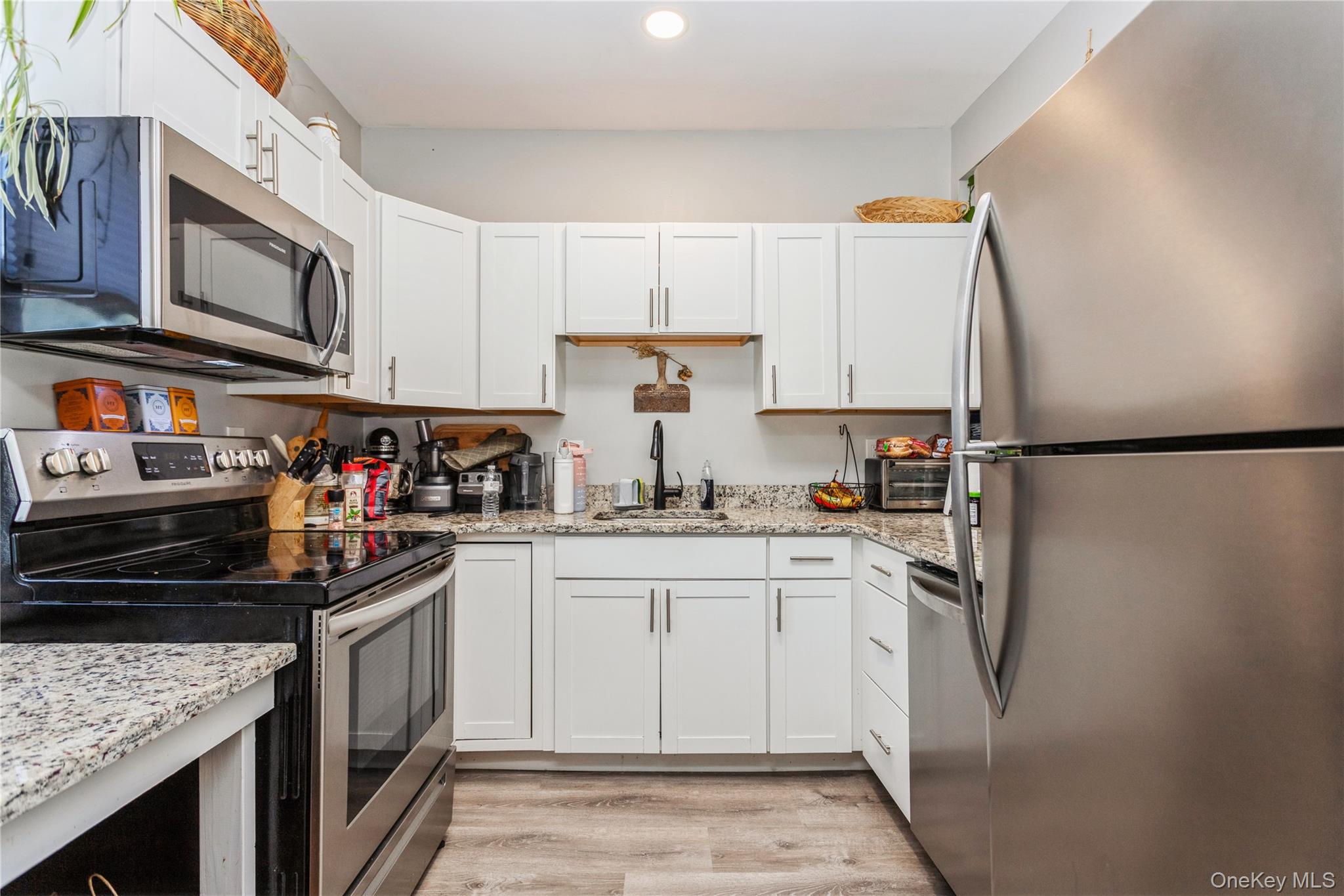 2748 W Main Street, Poughkeepsie, NY 12590