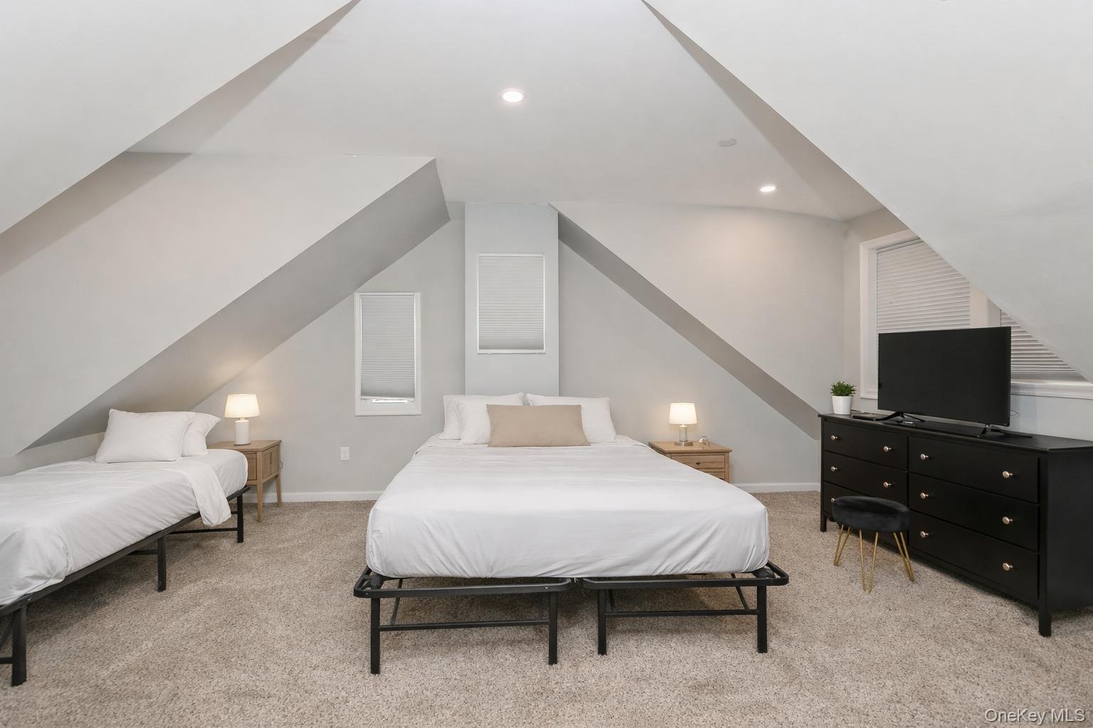 2748 W Main Street, Poughkeepsie, NY 12590