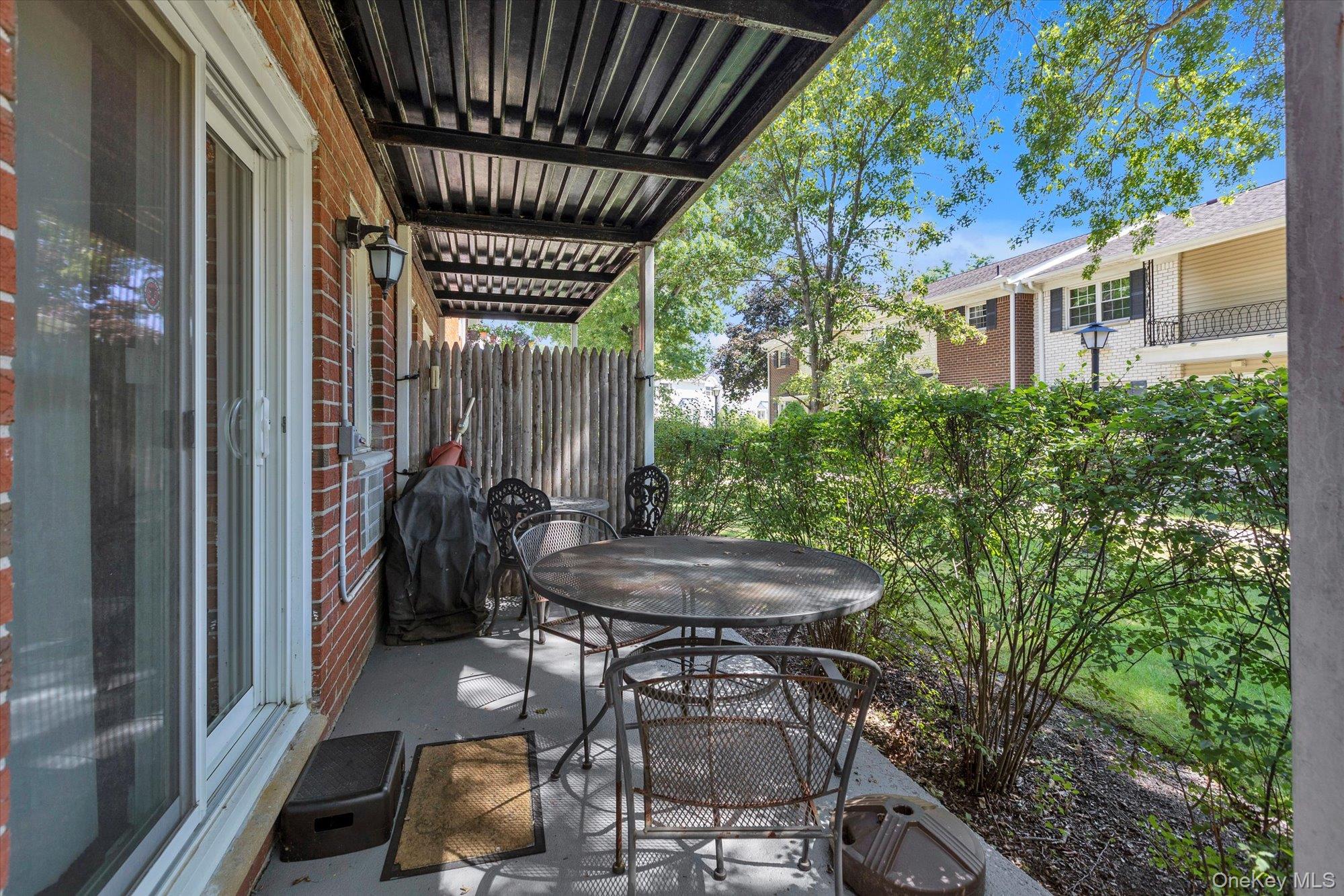 2426 Wilshire Lane # 2426, Oakdale, NY 11769