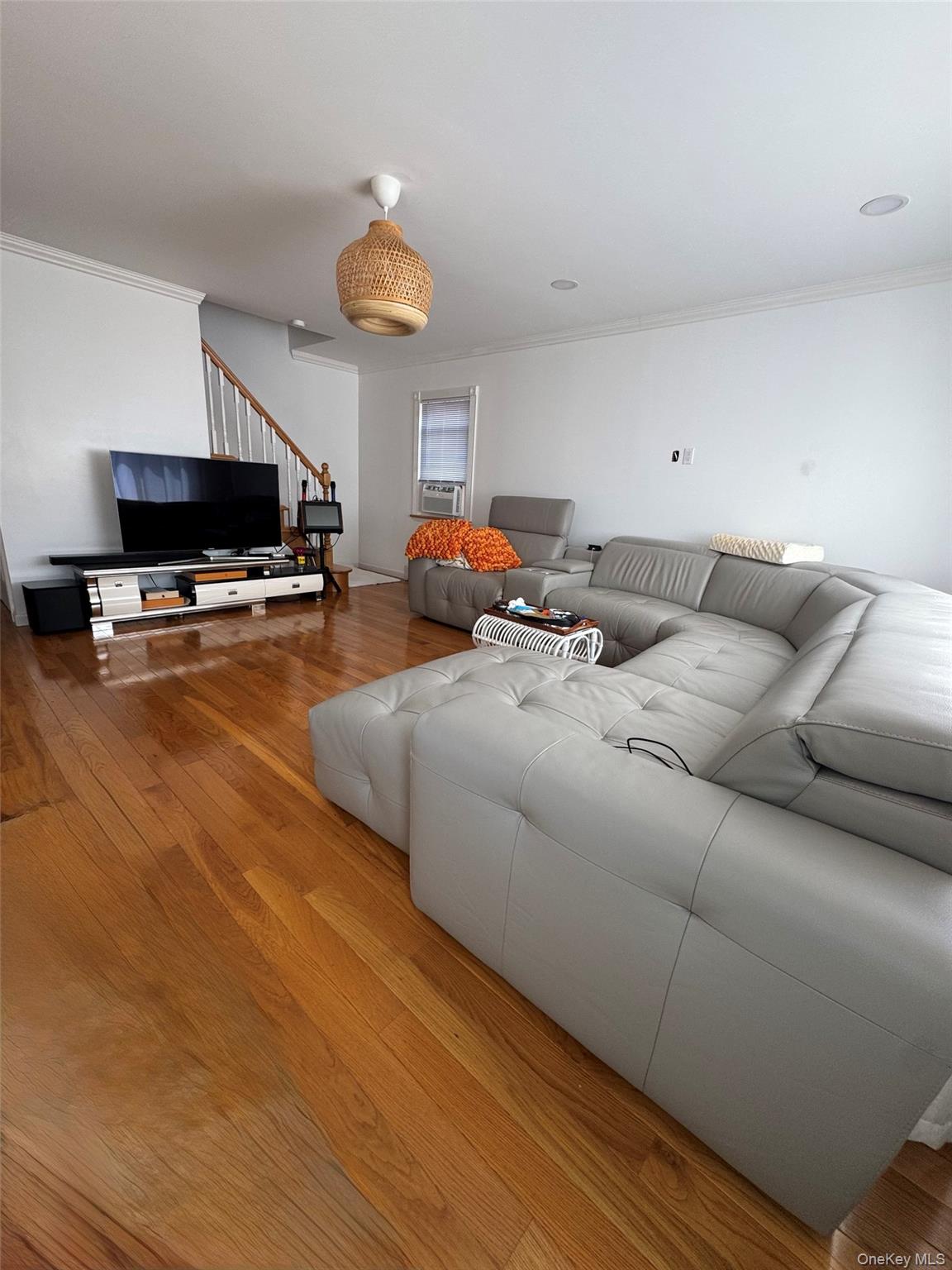 505 7th Avenue, New Hyde Park, NY 11040