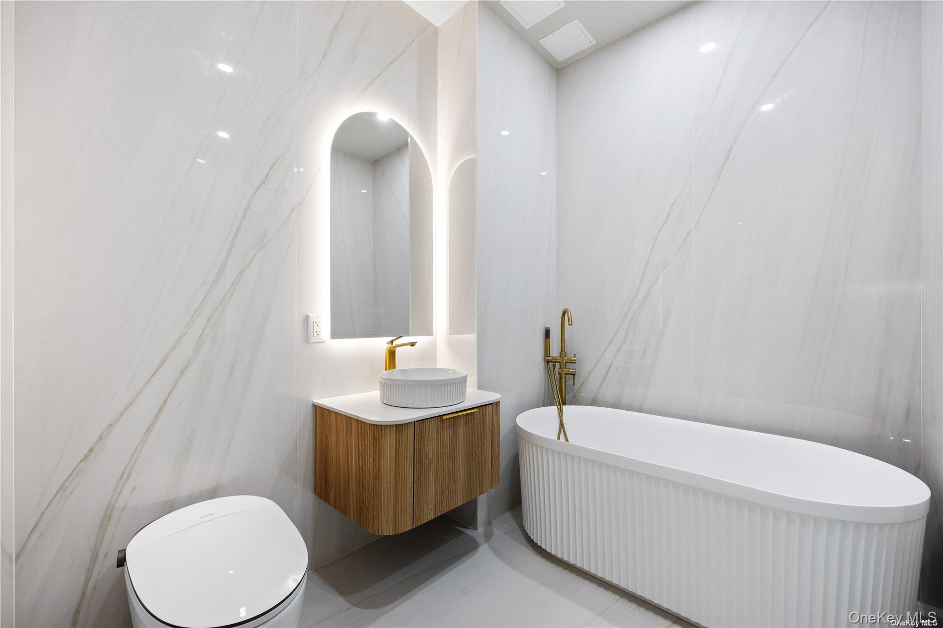 31-16 21st Street # 4C, Astoria, NY 11106