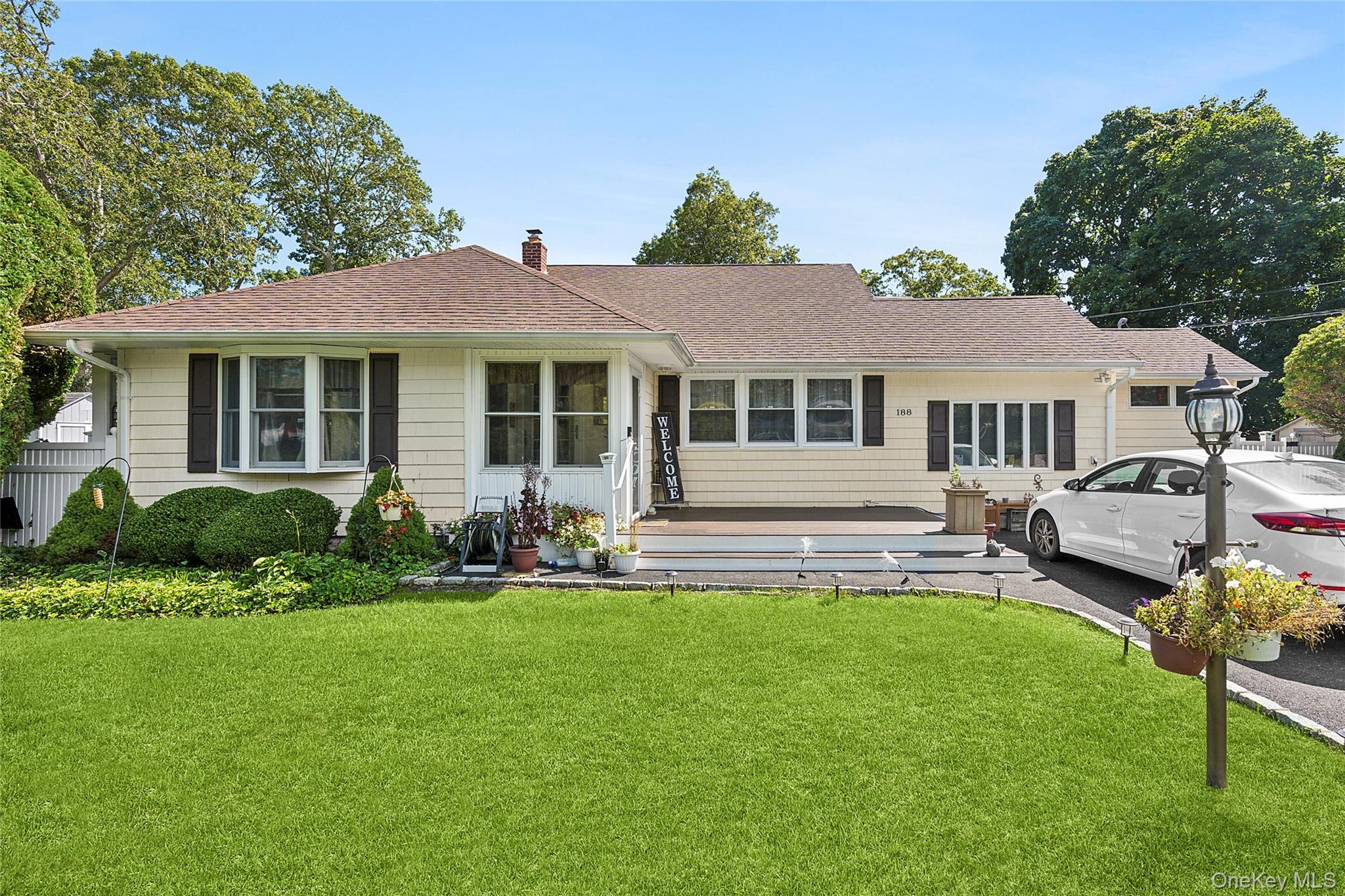 188 Washington Avenue, Mastic Beach, NY 11951