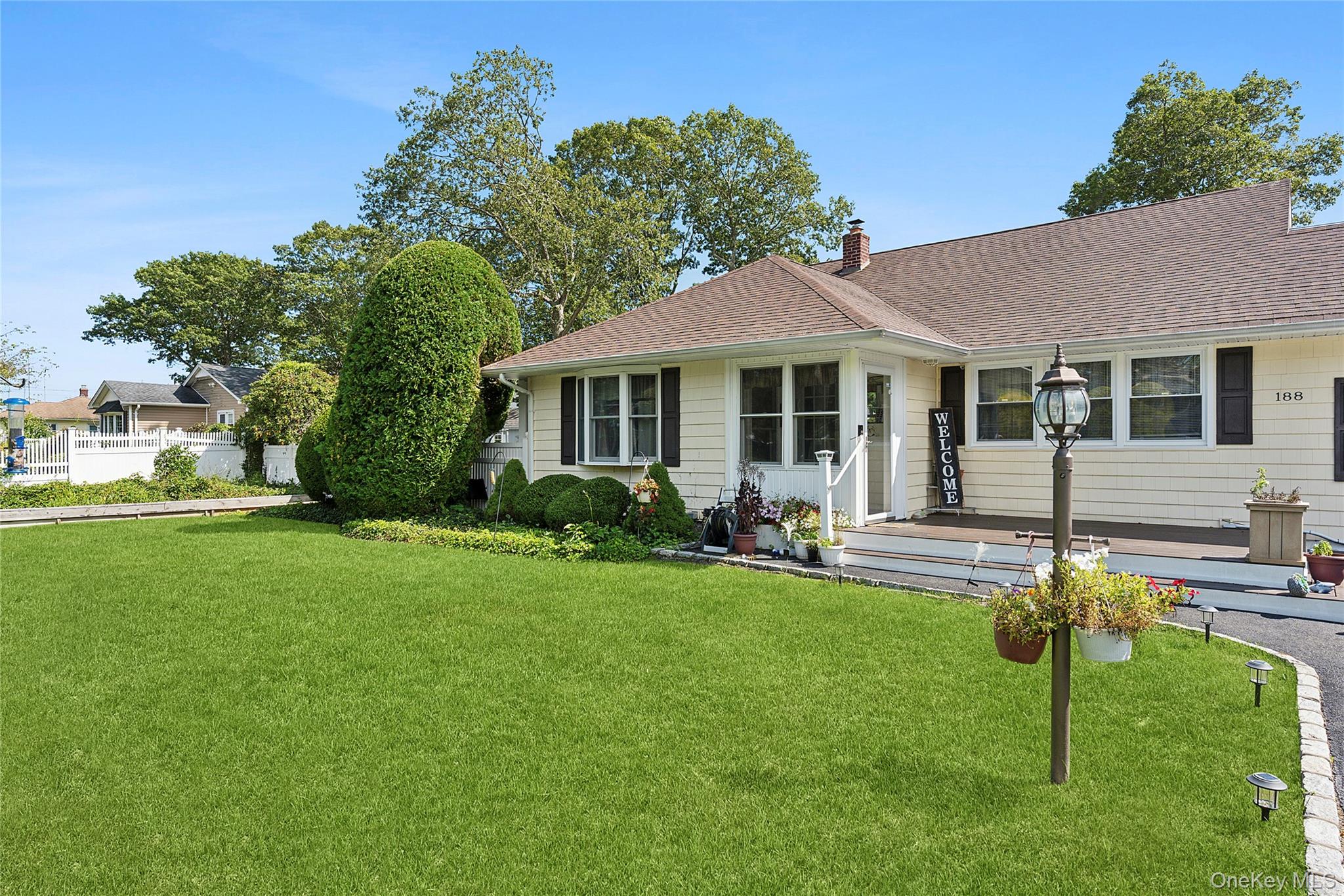 188 Washington Avenue, Mastic Beach, NY 11951