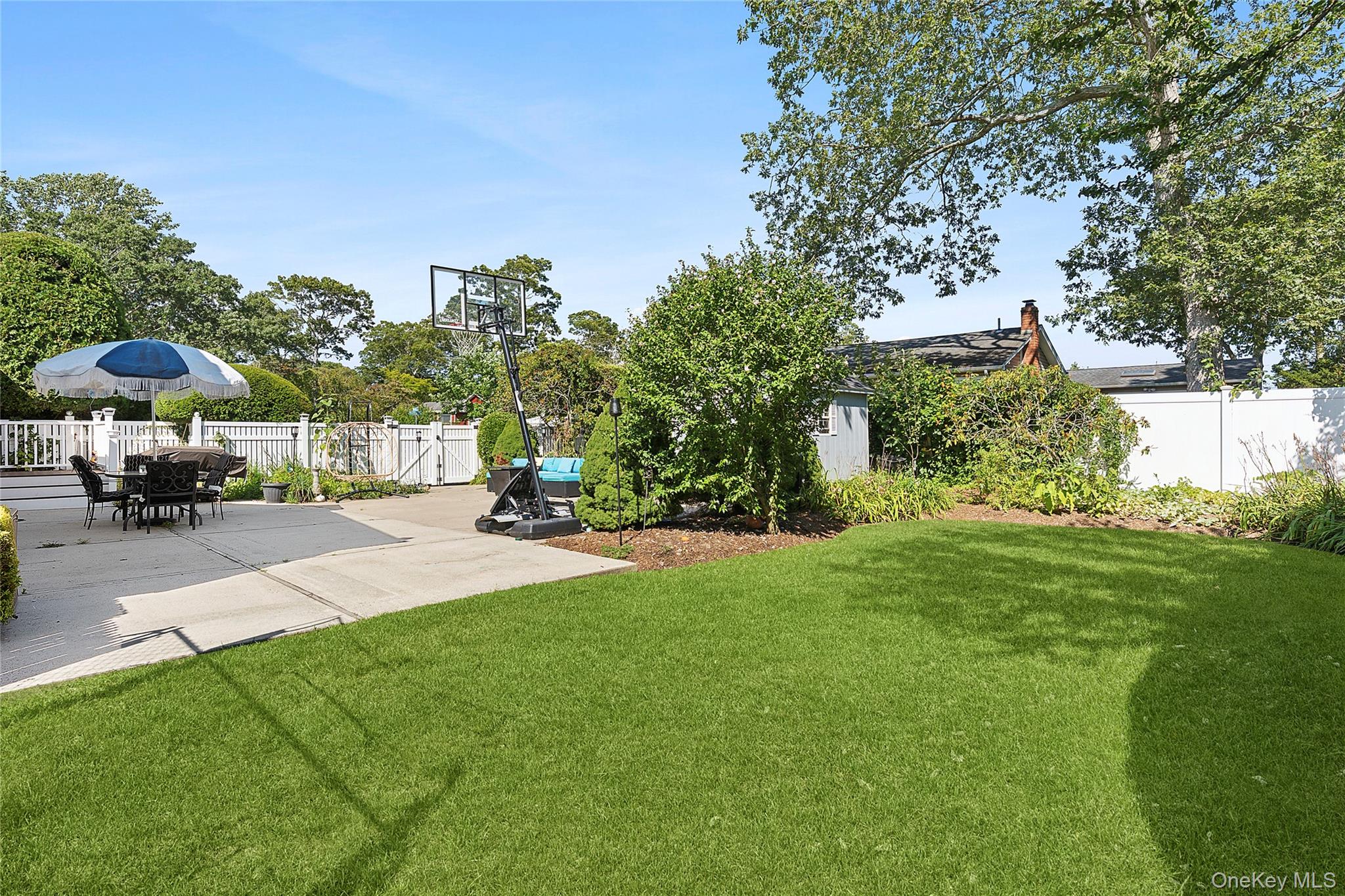 188 Washington Avenue, Mastic Beach, NY 11951