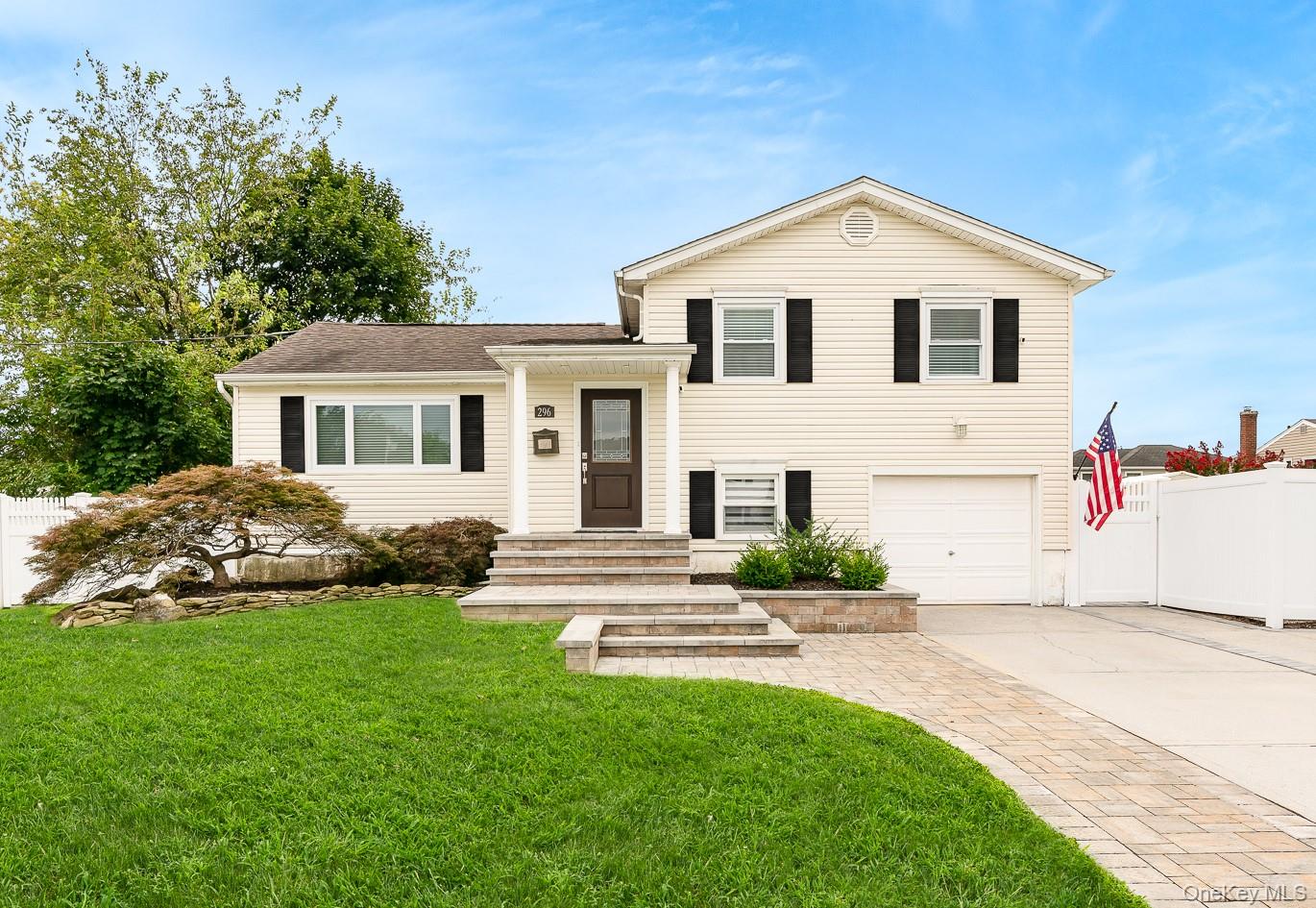 296 Walker Street, Massapequa Park, NY 11762